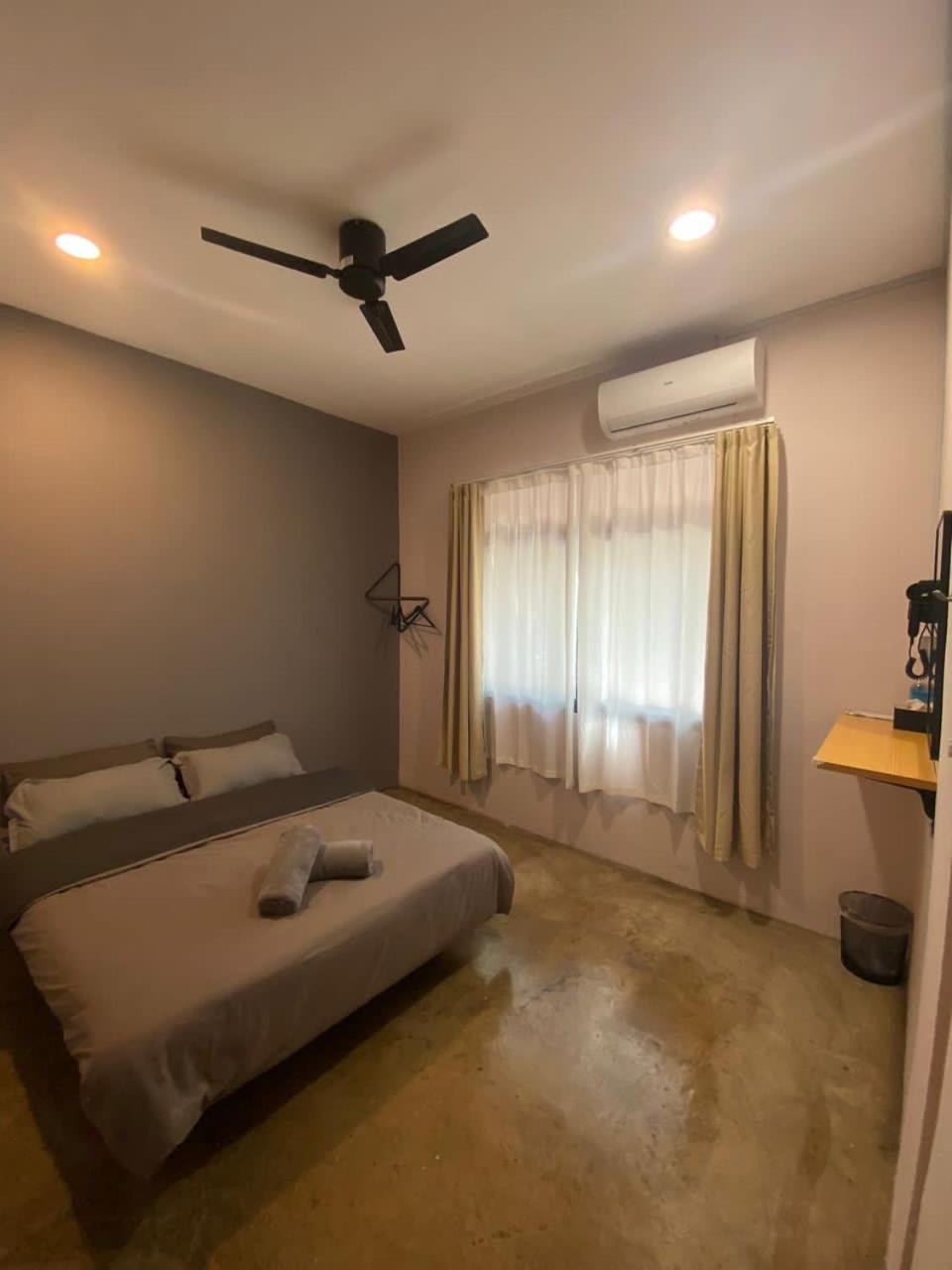 JW Homestay (ShopHouse Lv2) photo 5