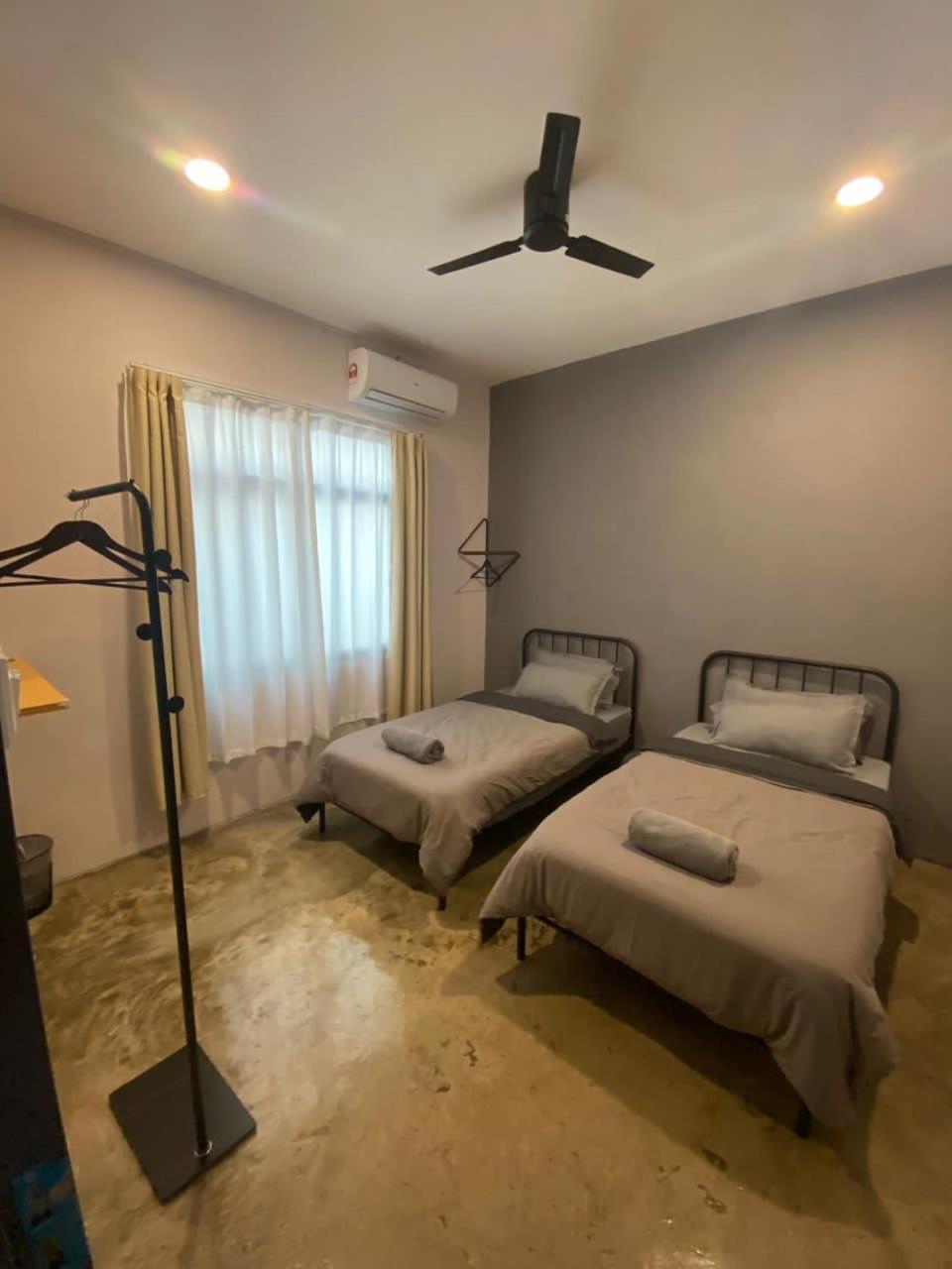 JW Homestay (ShopHouse Lv2) photo 4