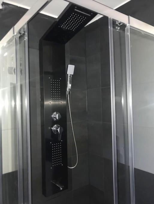 1 Room 1 Bathroom 3 Guests Apartment Olympiastadion 600m