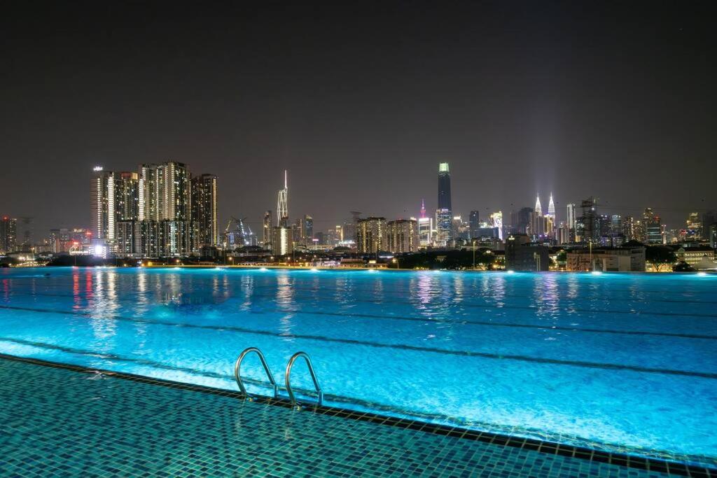 KidsVille Shamelin Star KLCC View Infinity Pool