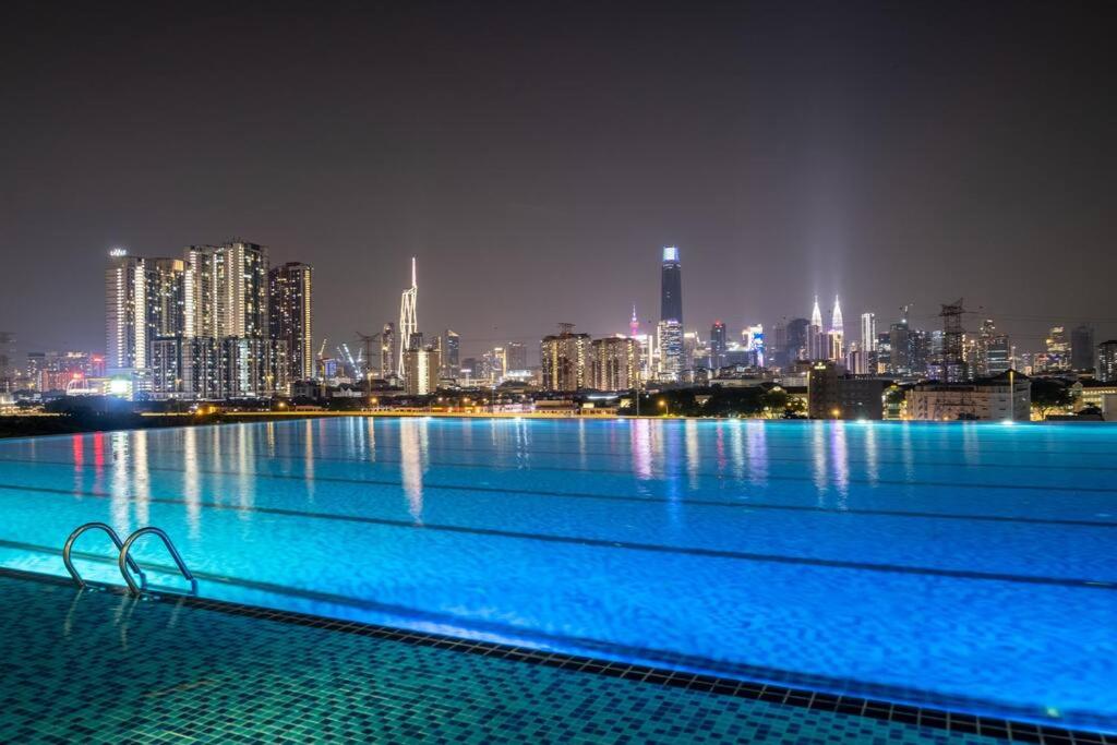 KidsVille Shamelin Star KLCC View Infinity Pool