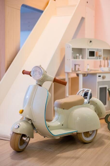 KidsVille Shamelin Star KLCC View Infinity Pool