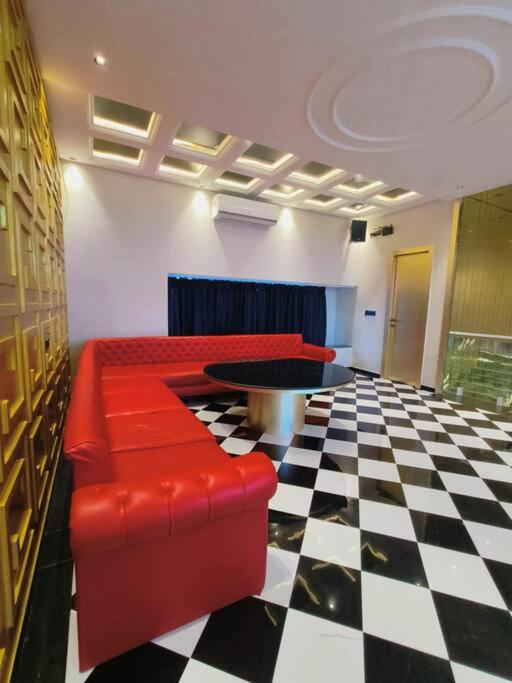 lounge