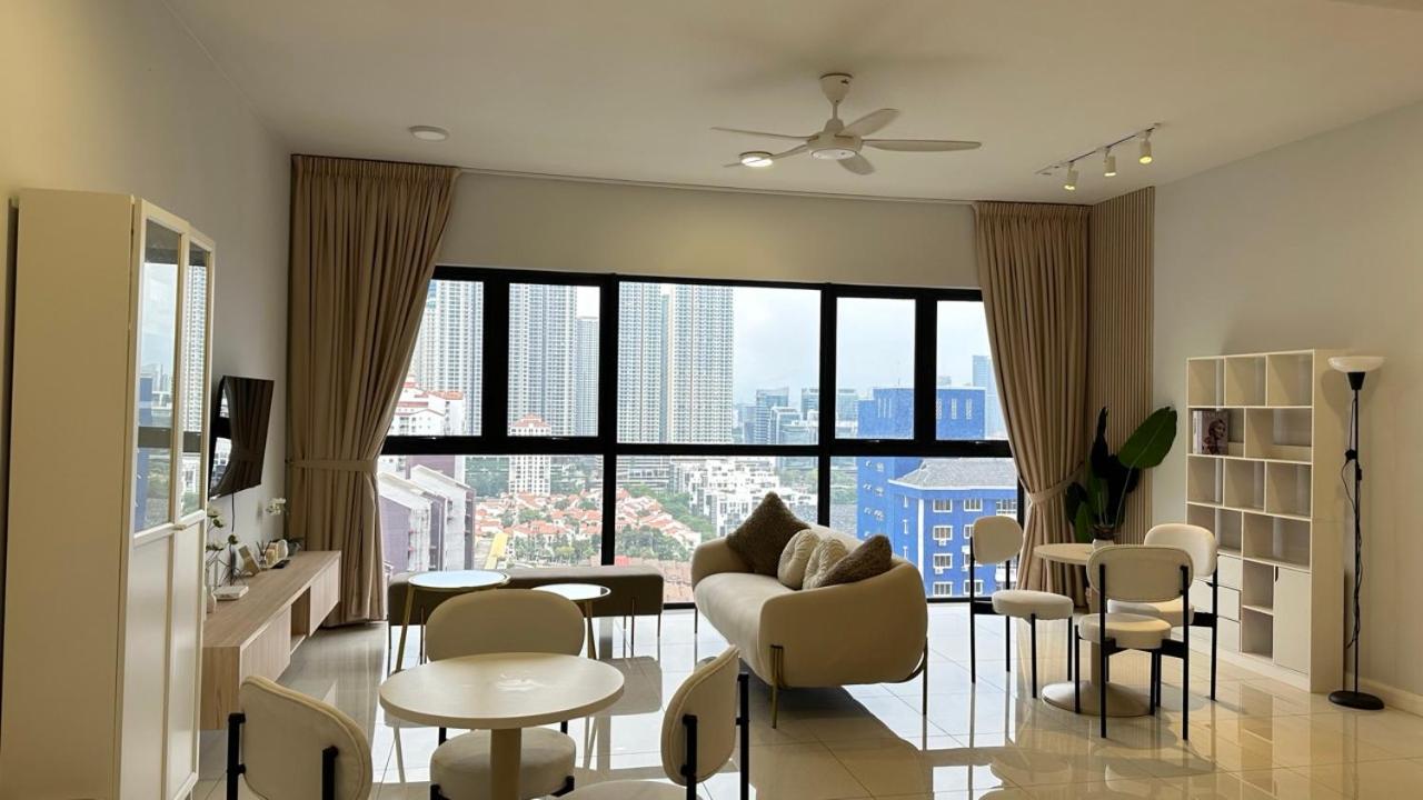 Entire condo in Bangsar