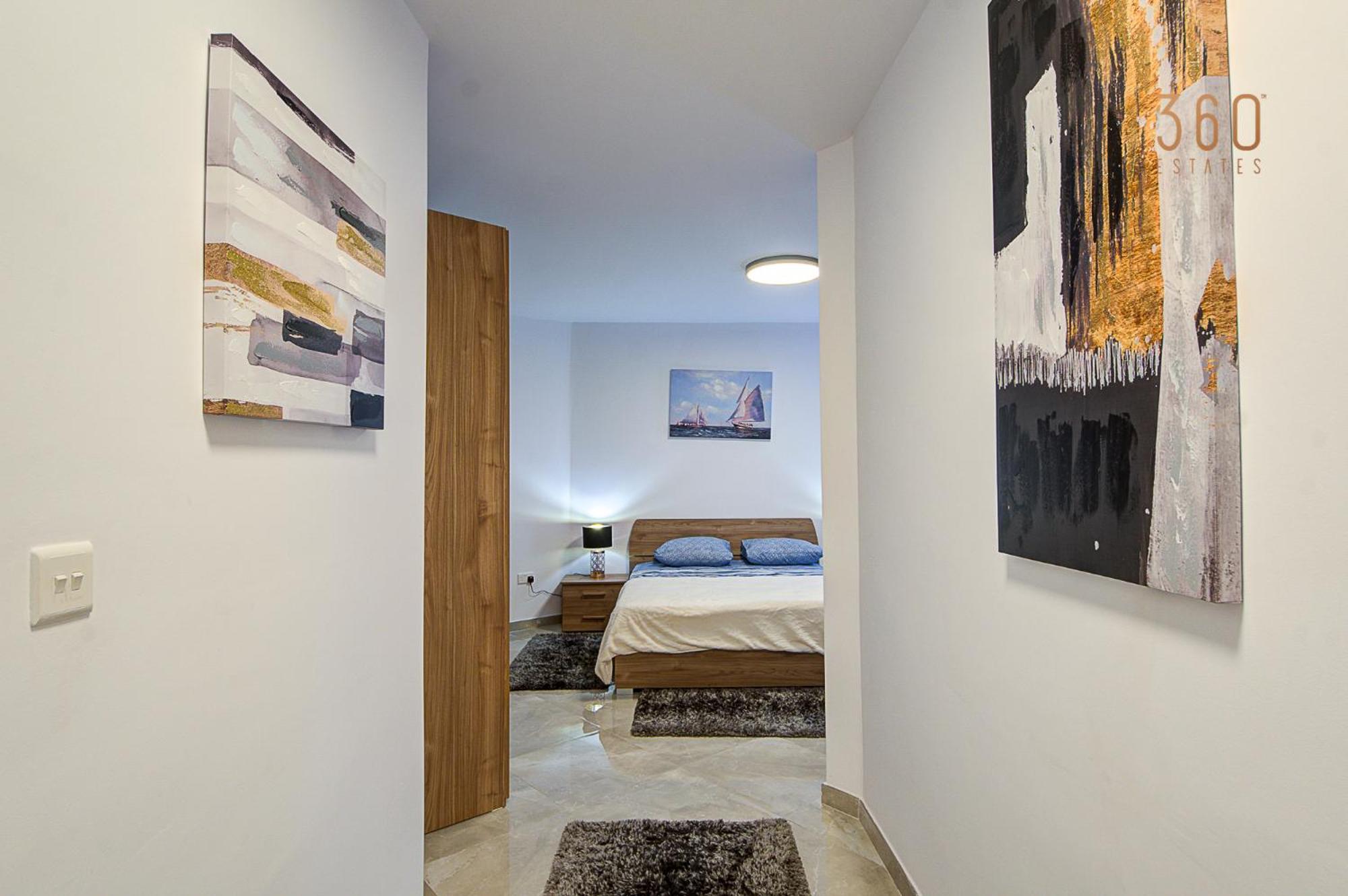 Lovely 2BR home with Backyard & Sofabed in Gzira by 360 Estates view 3