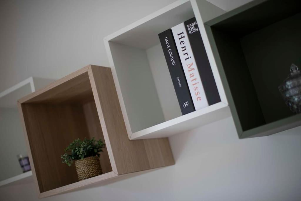 Andromeda Modern Comfort and Fast Wi-Fi