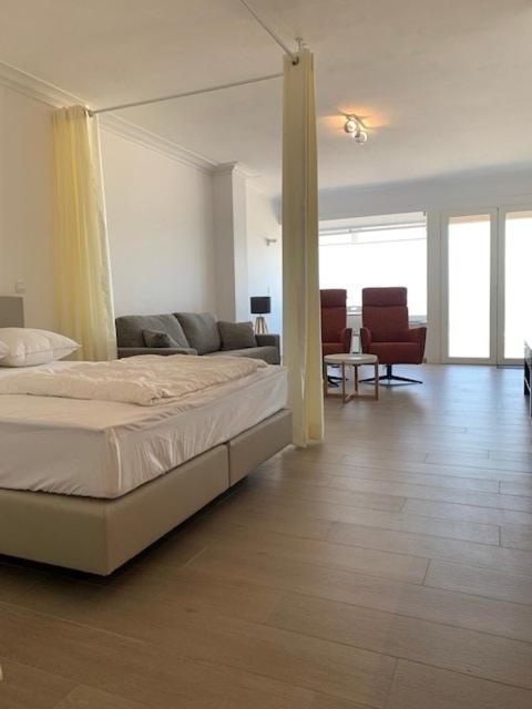 Super Modern Studio with Sea View T66
