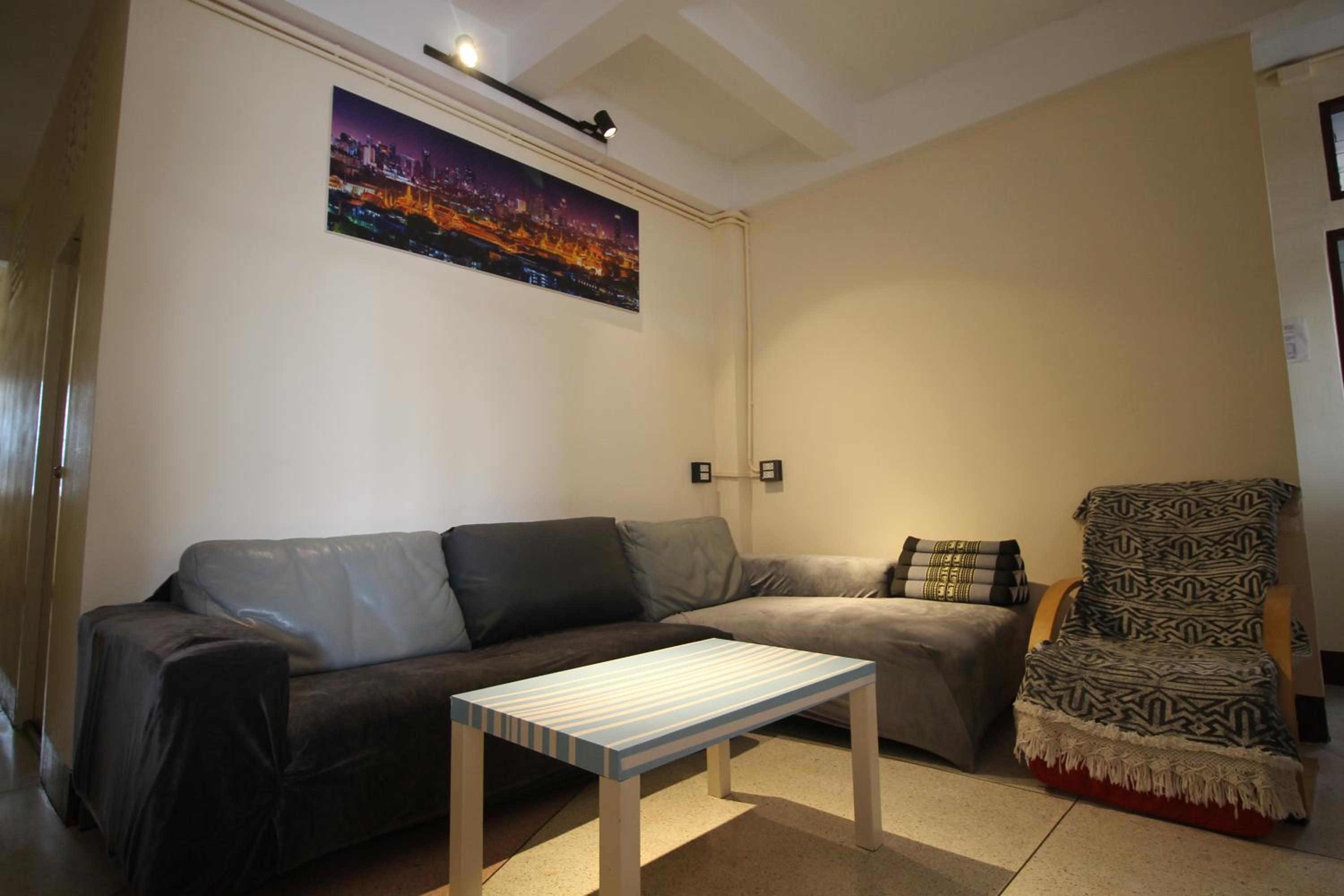 Baan Nampetch Hostel