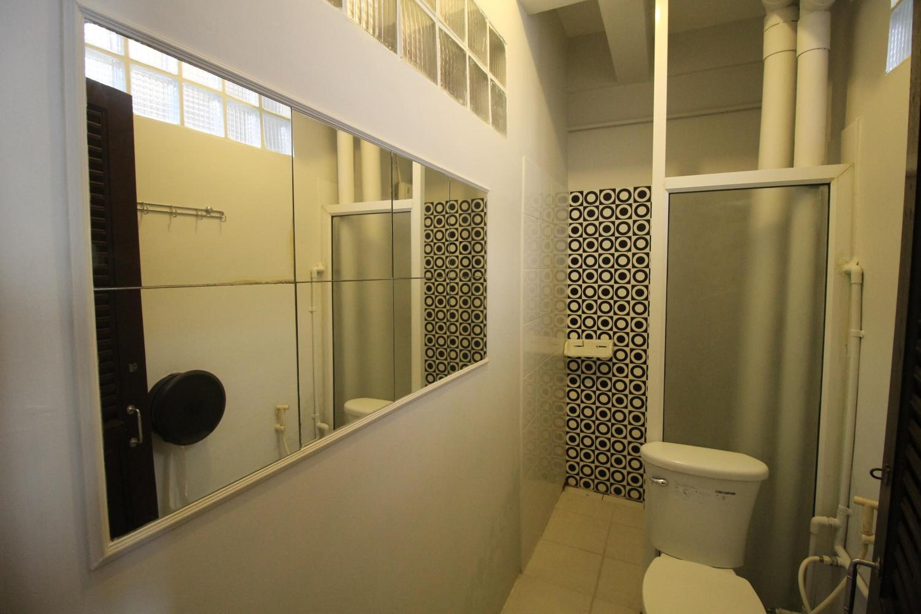 Baan Nampetch Hostel