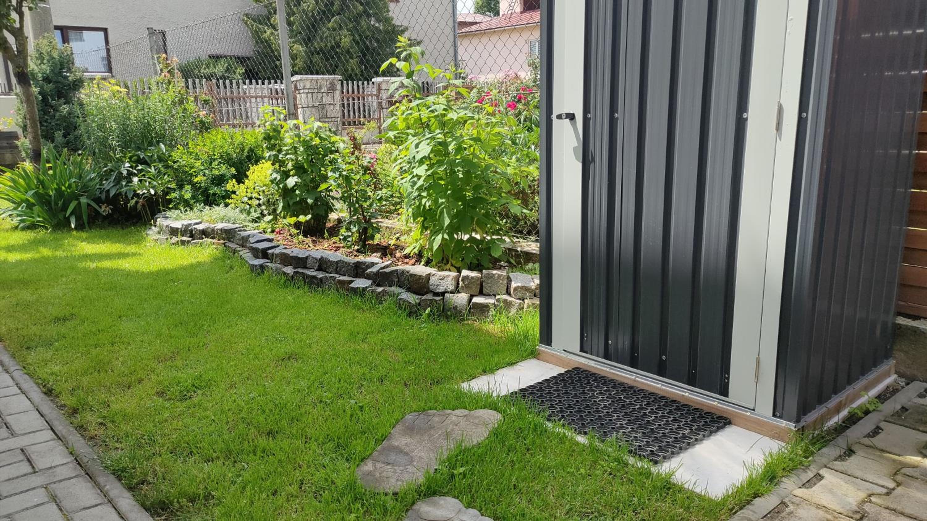 Apartmán Na Kvetnej - vlastná záhrada, parkovanie view 3