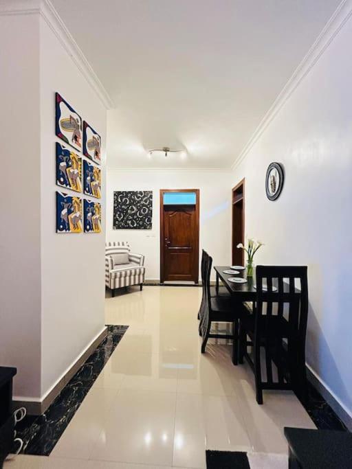 Cozy modern 2 bedroom flat view 2