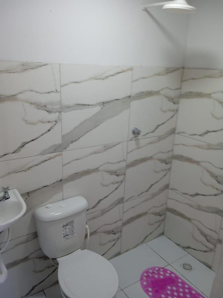 Hostel Casa Lopes em Itapuã
