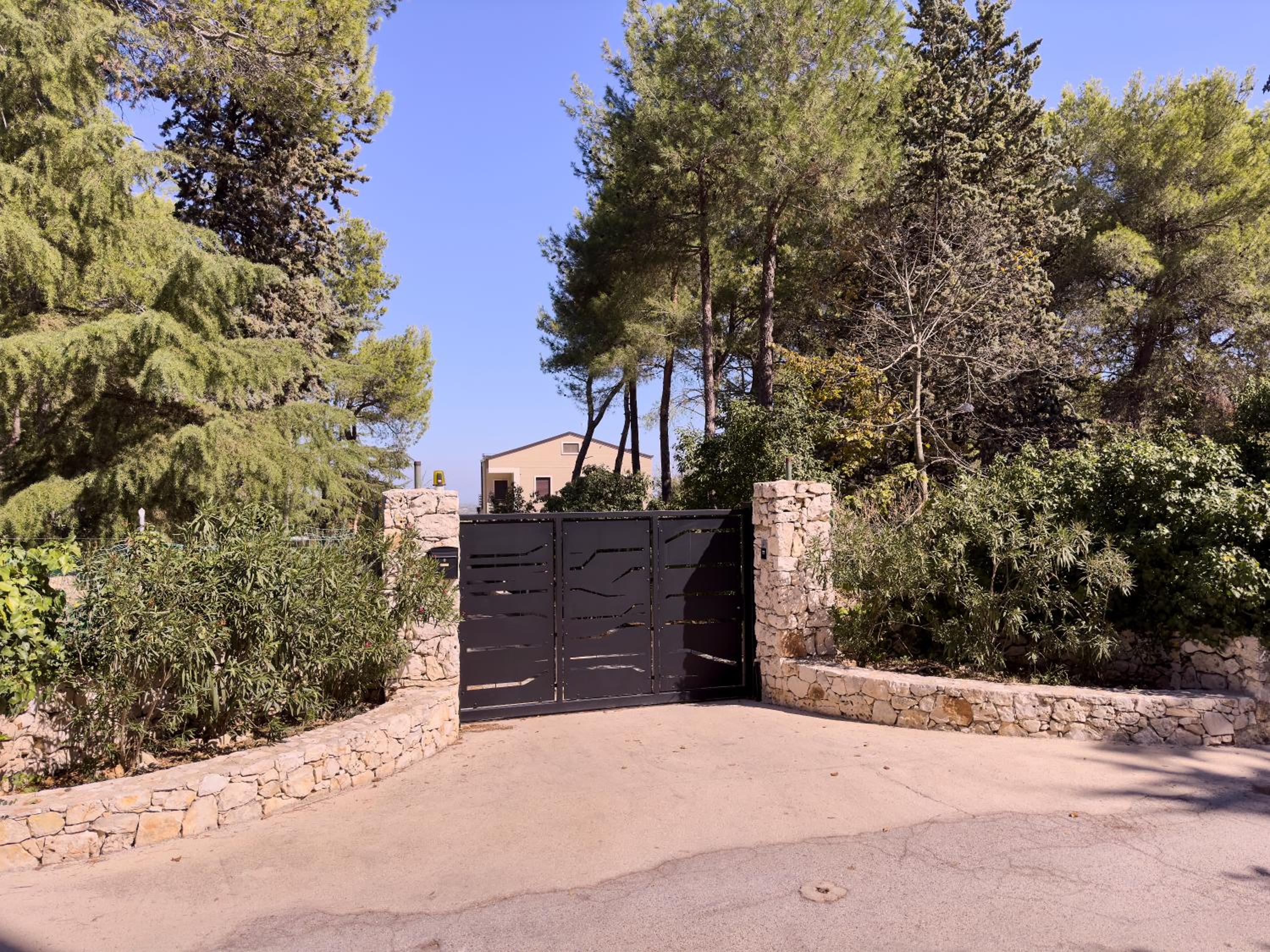 Villa Roby Examotage
