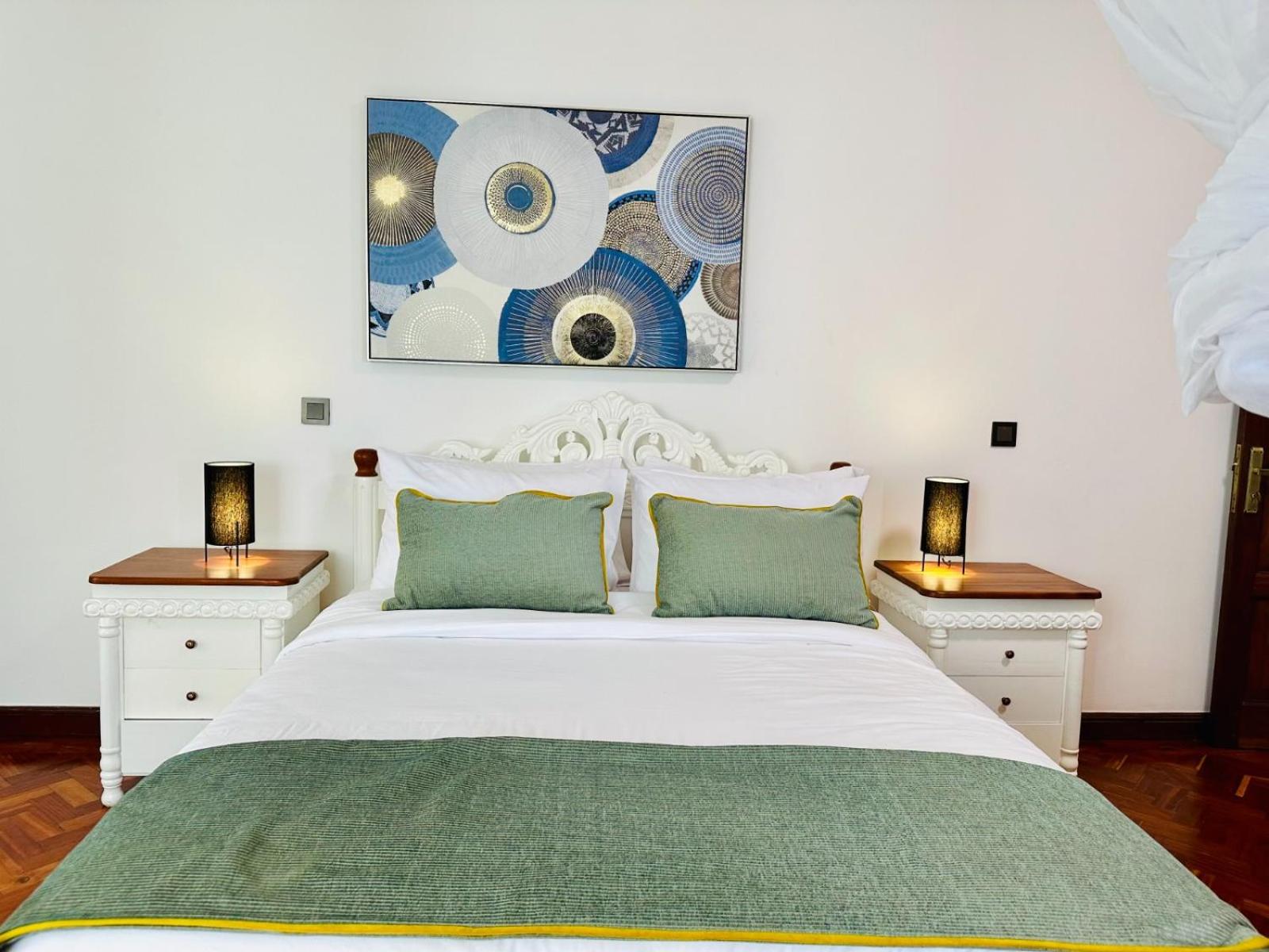 Libra holiday suites