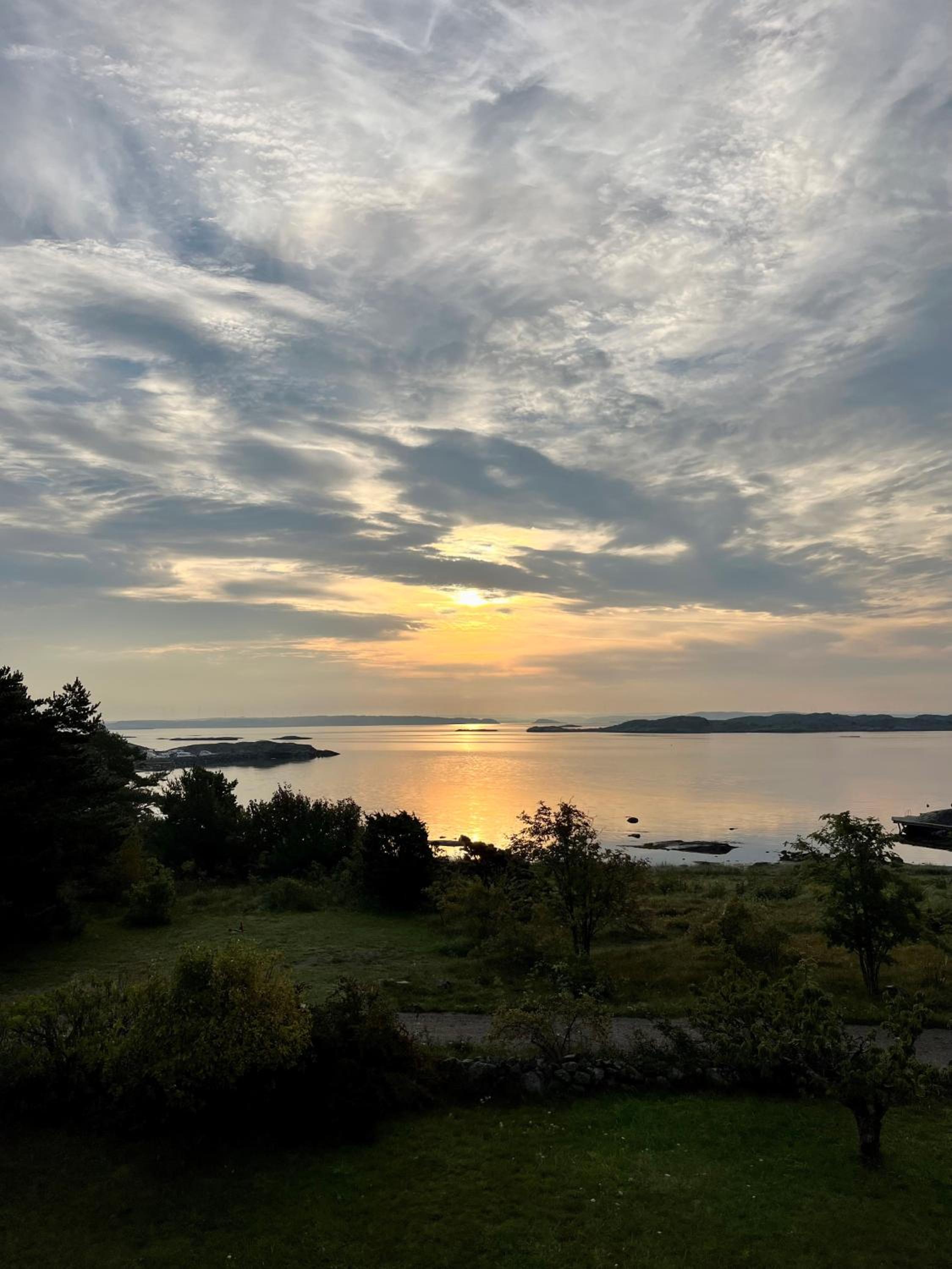 Boende på SydKoster med havsutsikt och nära till bryggor view 3