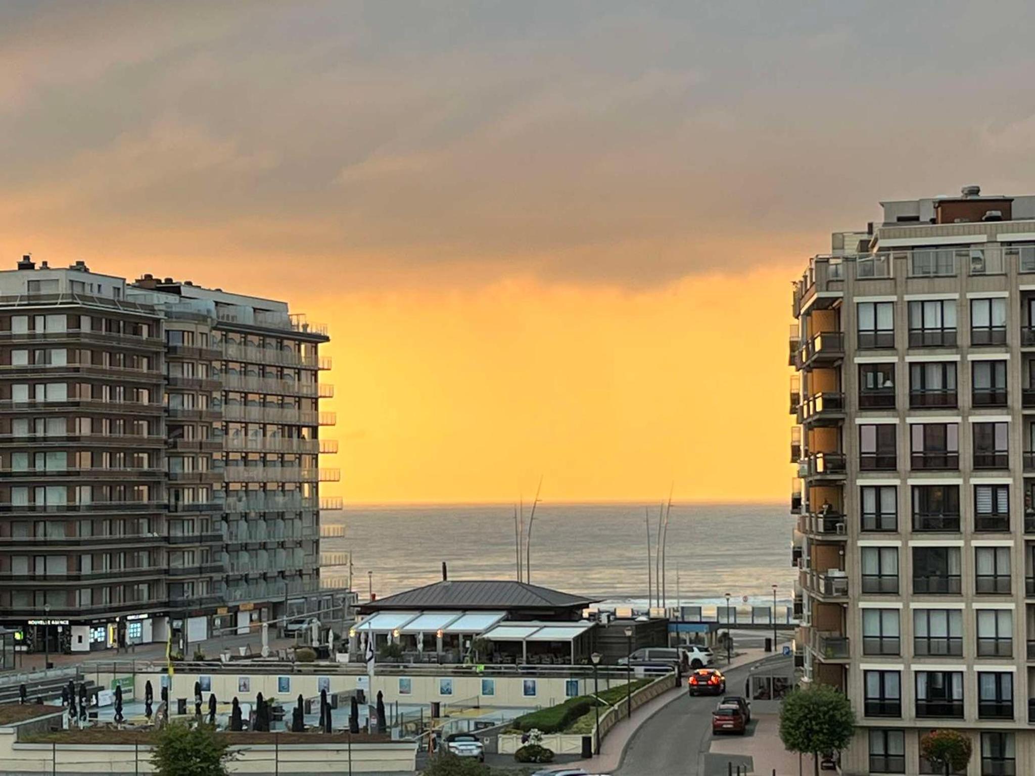 ZeeNest - Stijlvolle studio met terras nabij de zee