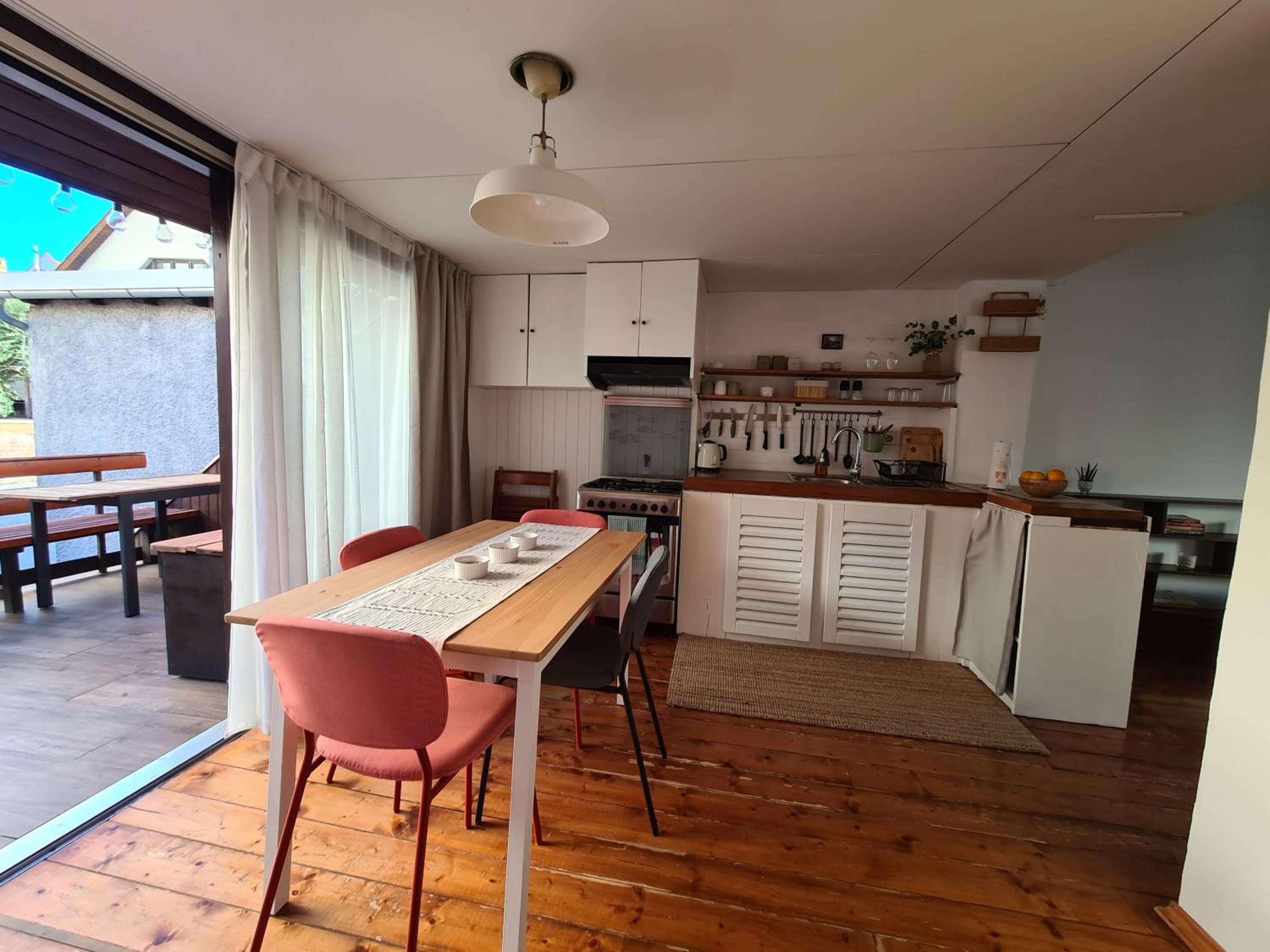Old Town Cabin Apartment view 4