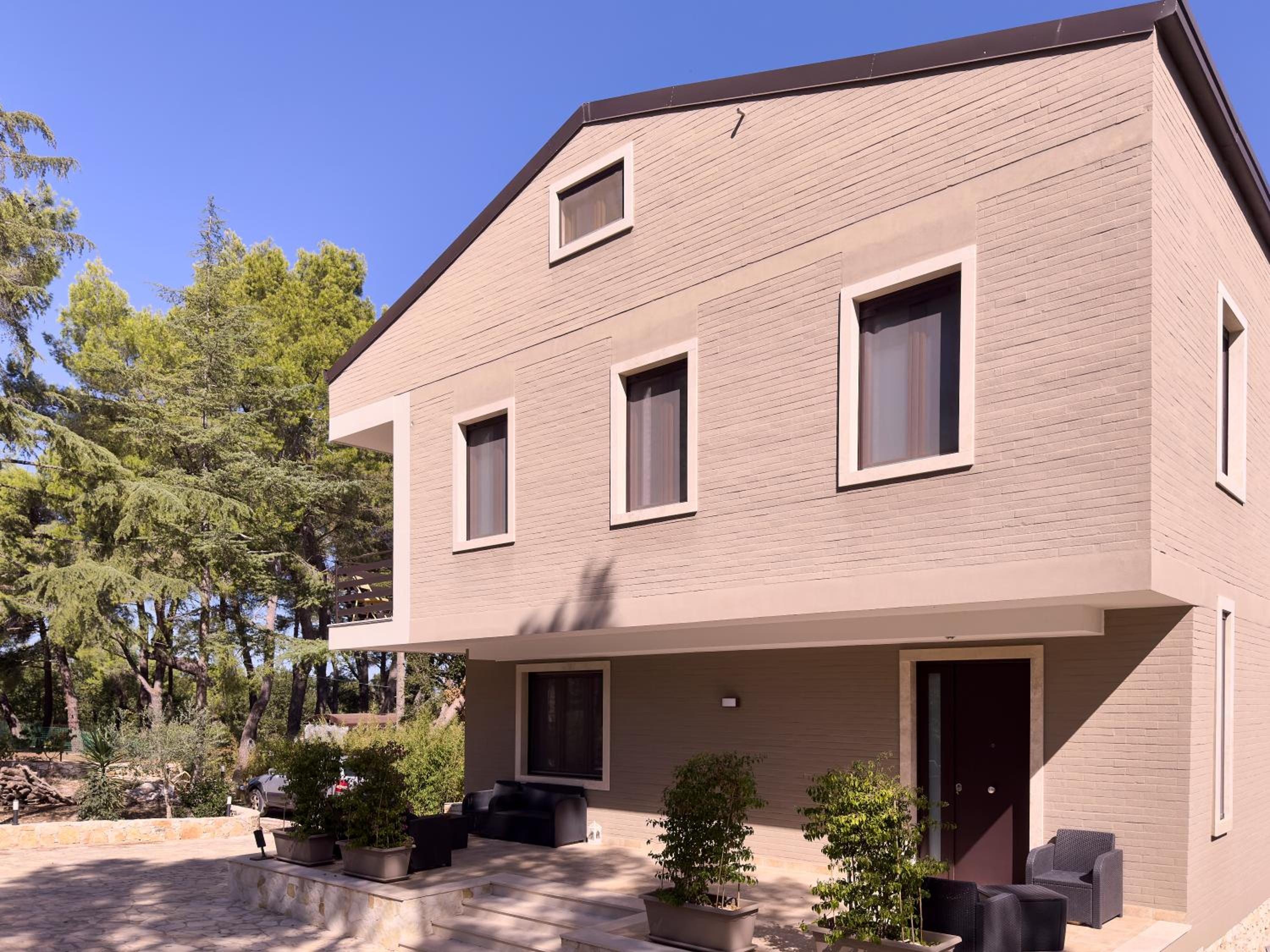 Villa Roby Examotage