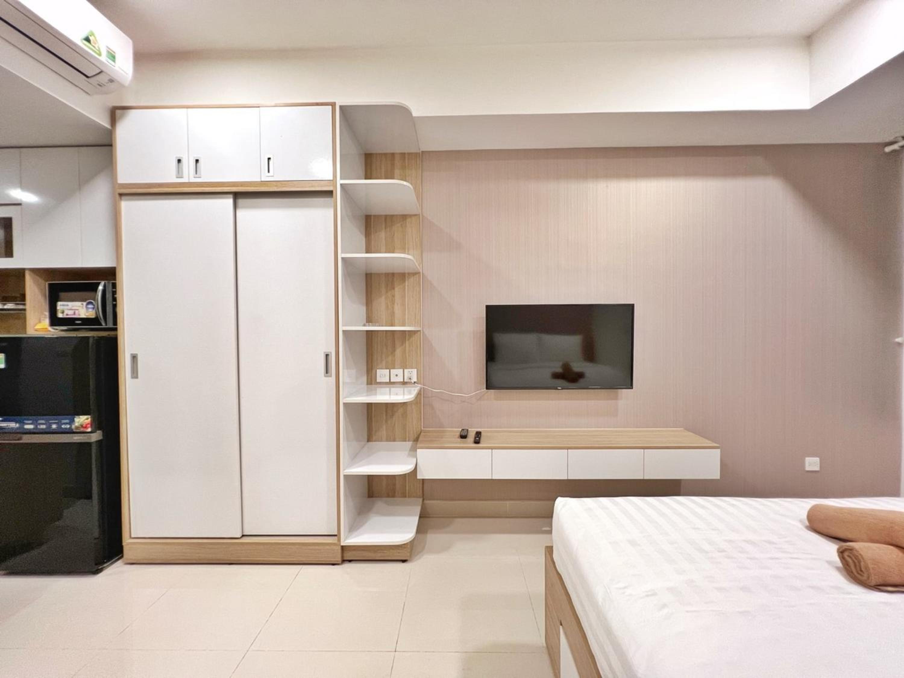 123 Apartment in Ben Van Don street