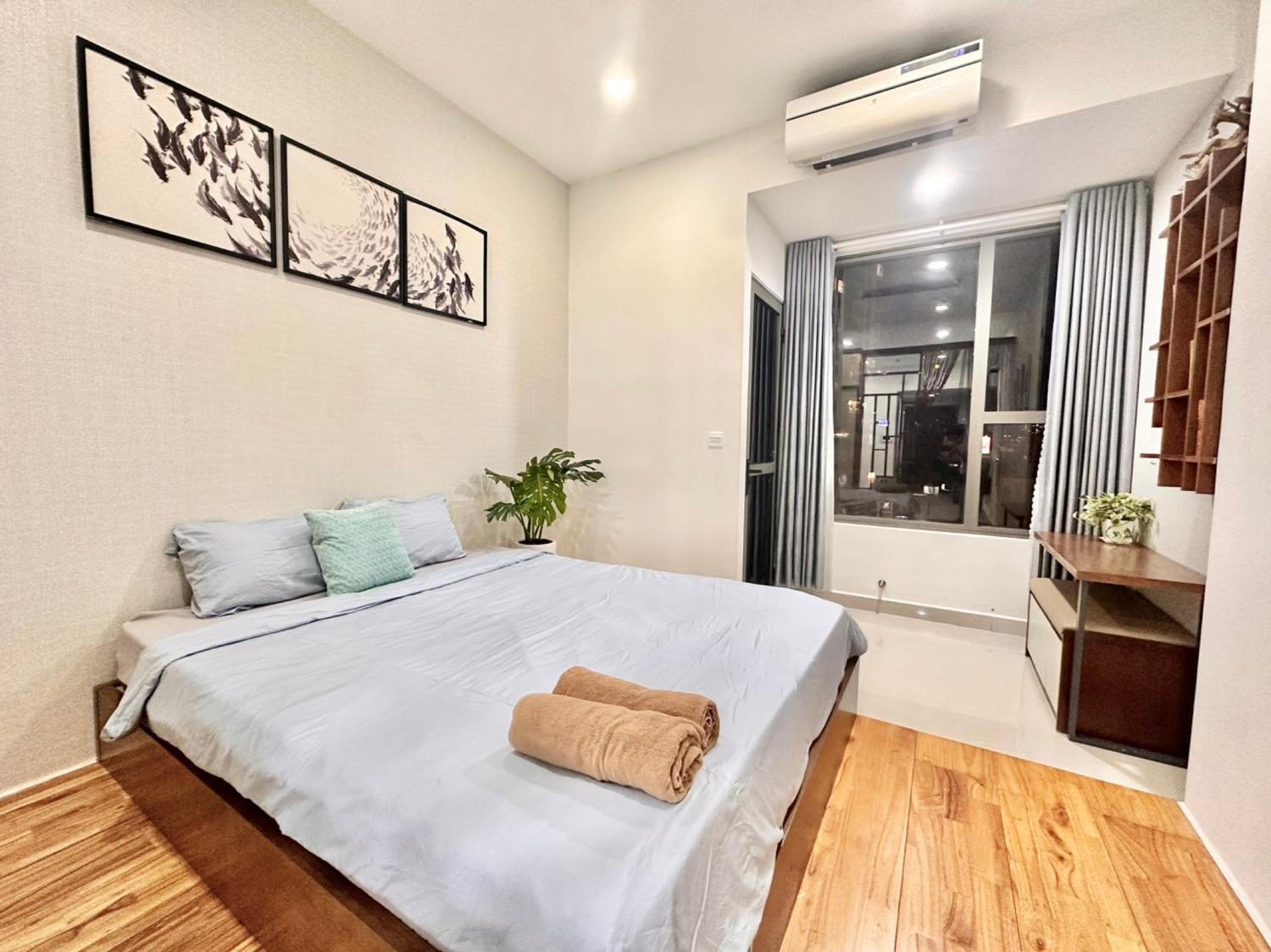 123 Apartment in Ben Van Don street
