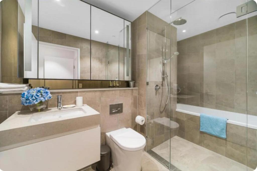 123 Apartment in Ben Van Don street