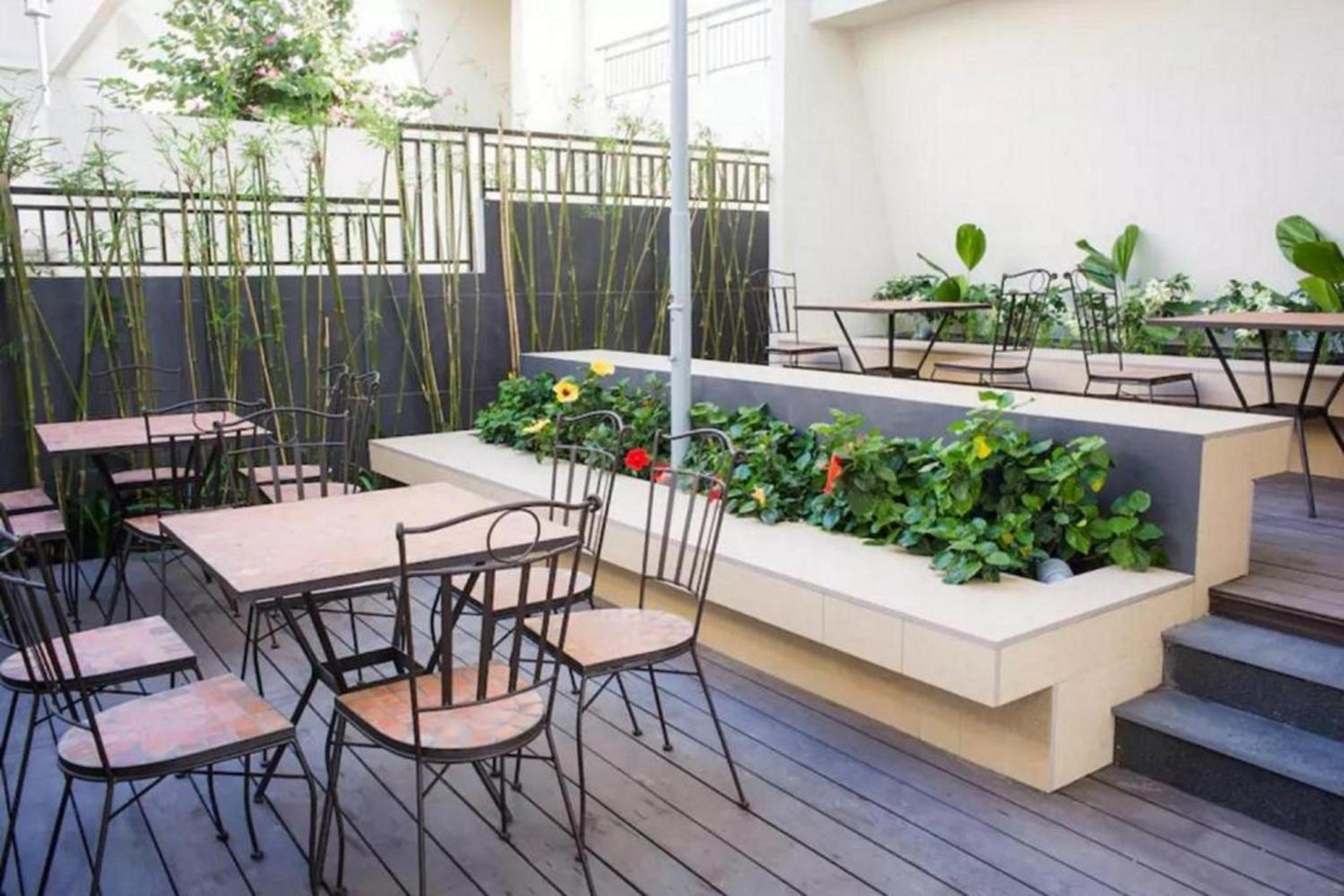 123 Apartment in Ben Van Don street