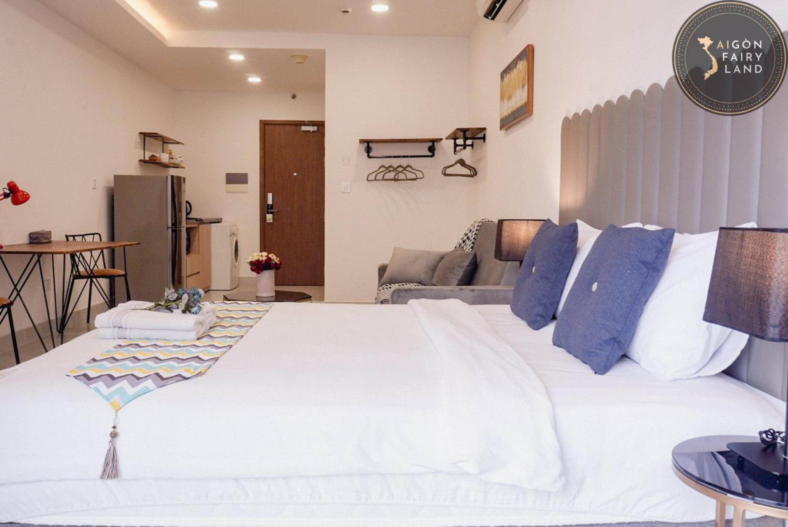 123 Apartment in Ben Van Don street