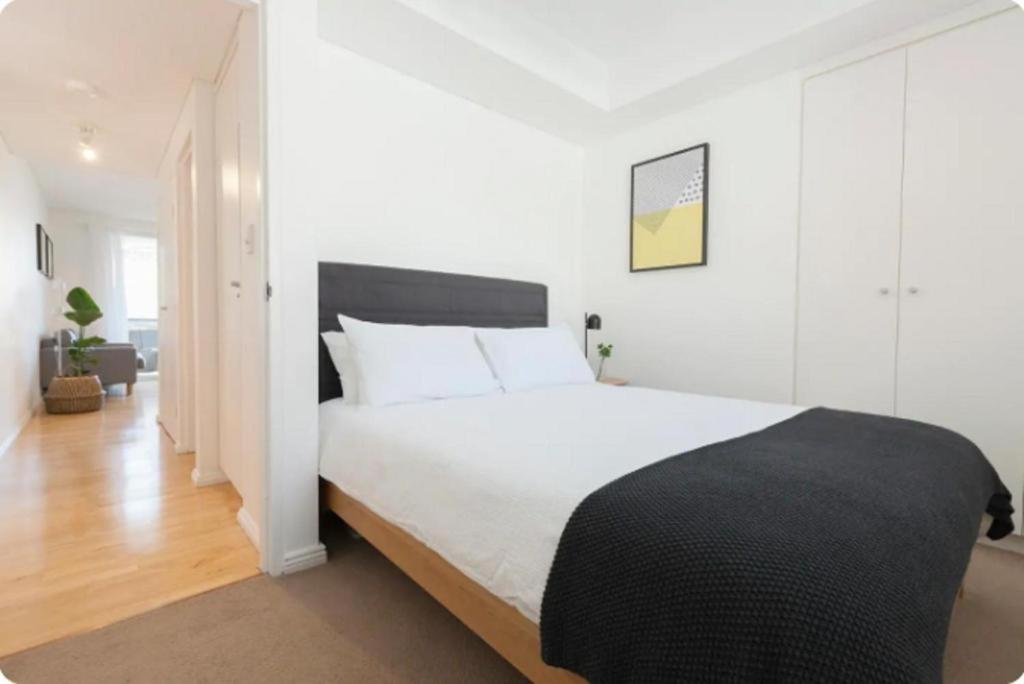 123 Apartment in Ben Van Don street