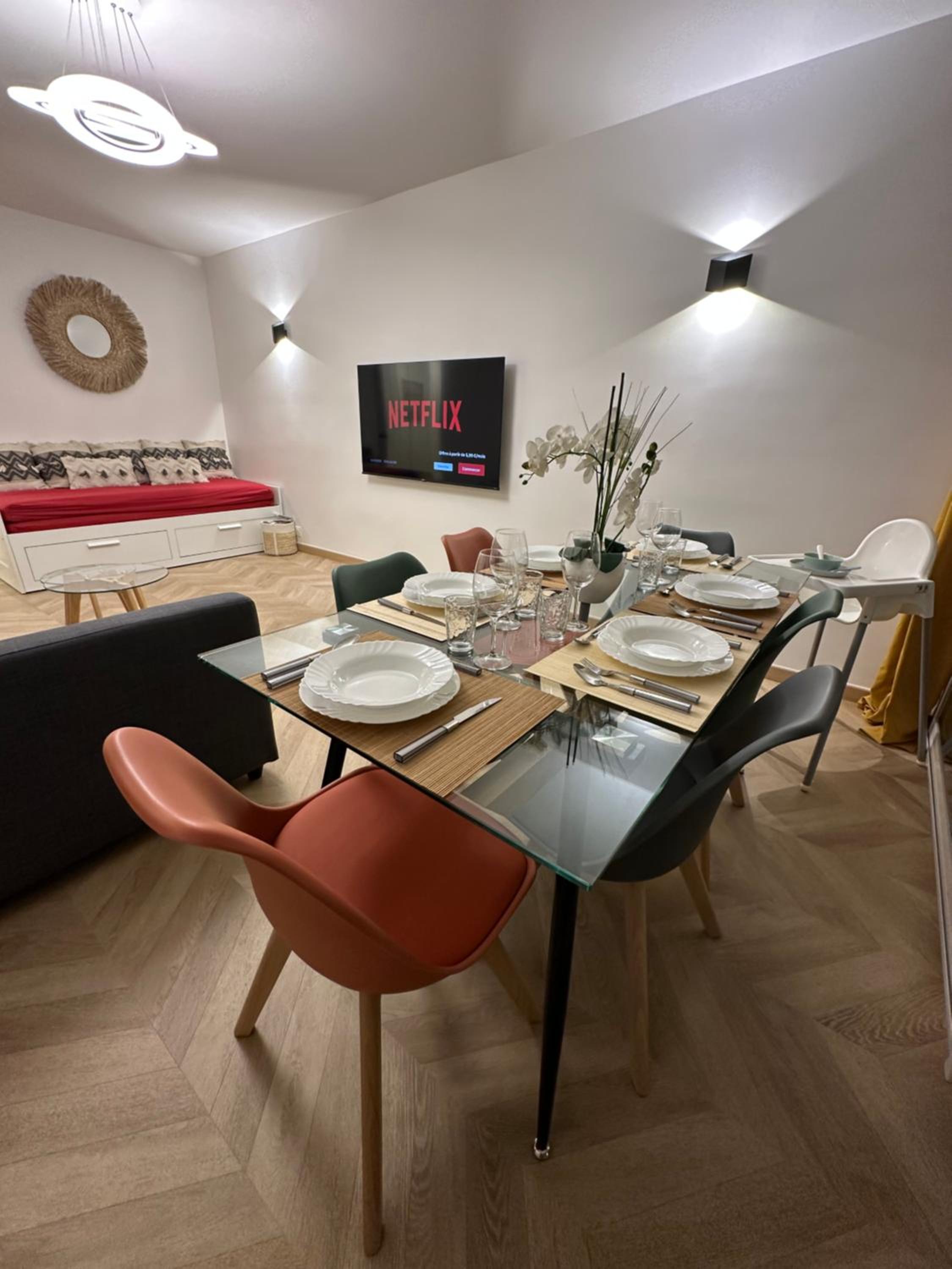 PARIS-MONTROUGE Magnifique appartement 3 pièces de 78m2 avec PARKING - très cosy pour 1 - 6 personnes refait à NEUF -ENTIRE APARTMENT LUXURIOUS AND WARM -M