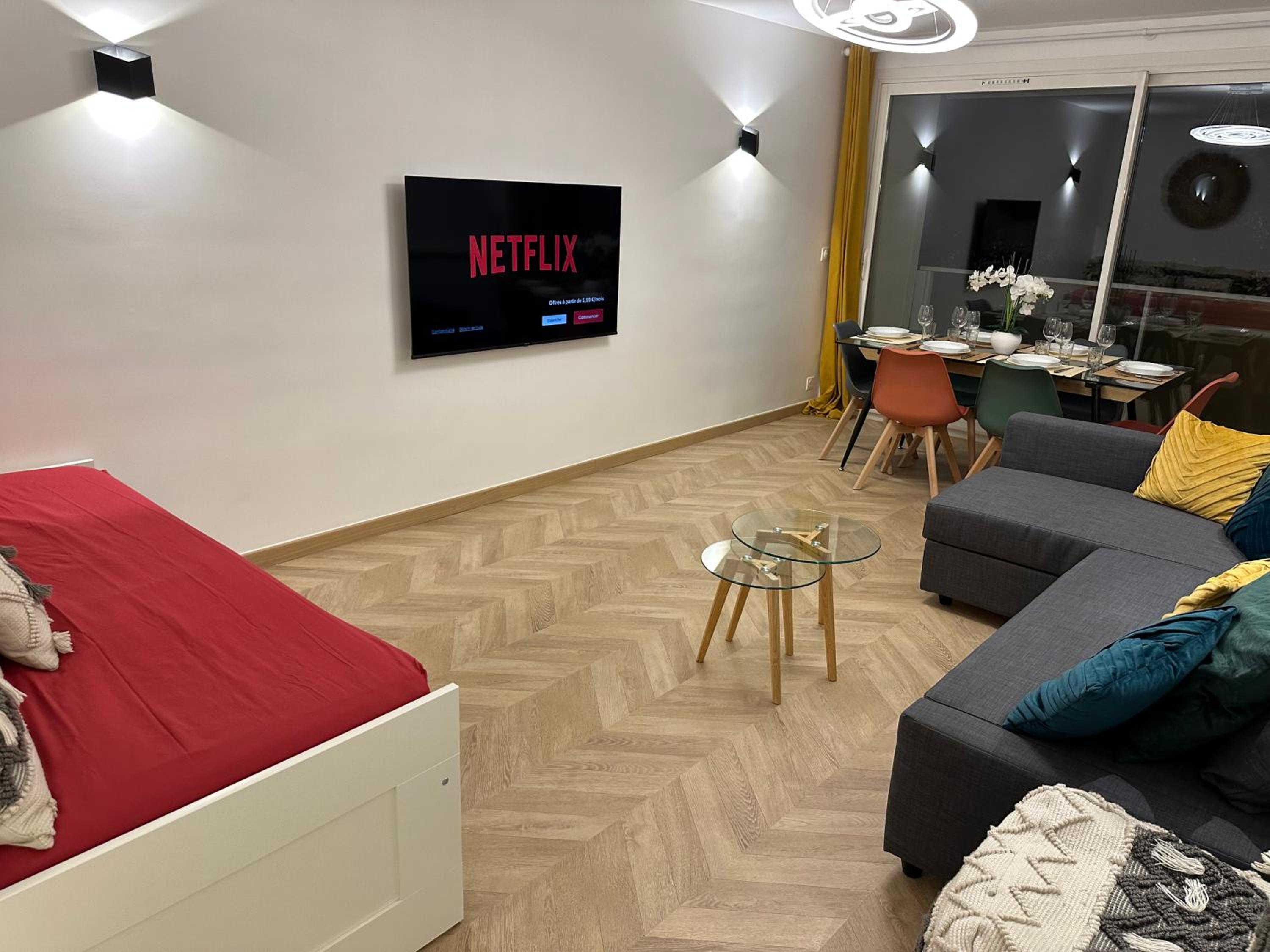 PARIS-MONTROUGE Magnifique appartement 3 pièces de 78m2 avec PARKING - très cosy pour 1 - 6 personnes refait à NEUF -ENTIRE APARTMENT LUXURIOUS AND WARM -M