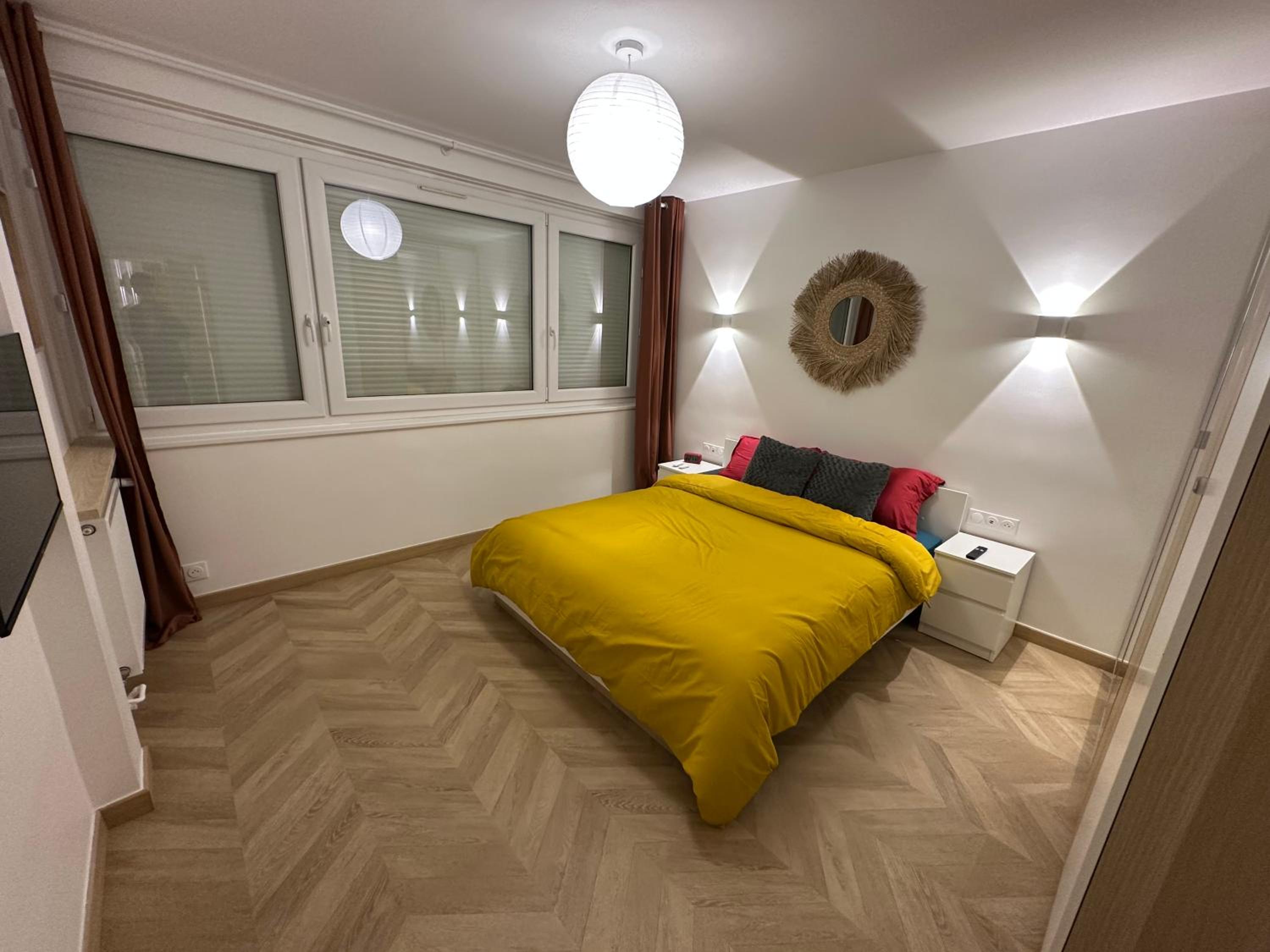 PARIS-MONTROUGE Magnifique appartement 3 pièces de 78m2 avec PARKING - très cosy pour 1 - 6 personnes refait à NEUF -ENTIRE APARTMENT LUXURIOUS AND WARM -M