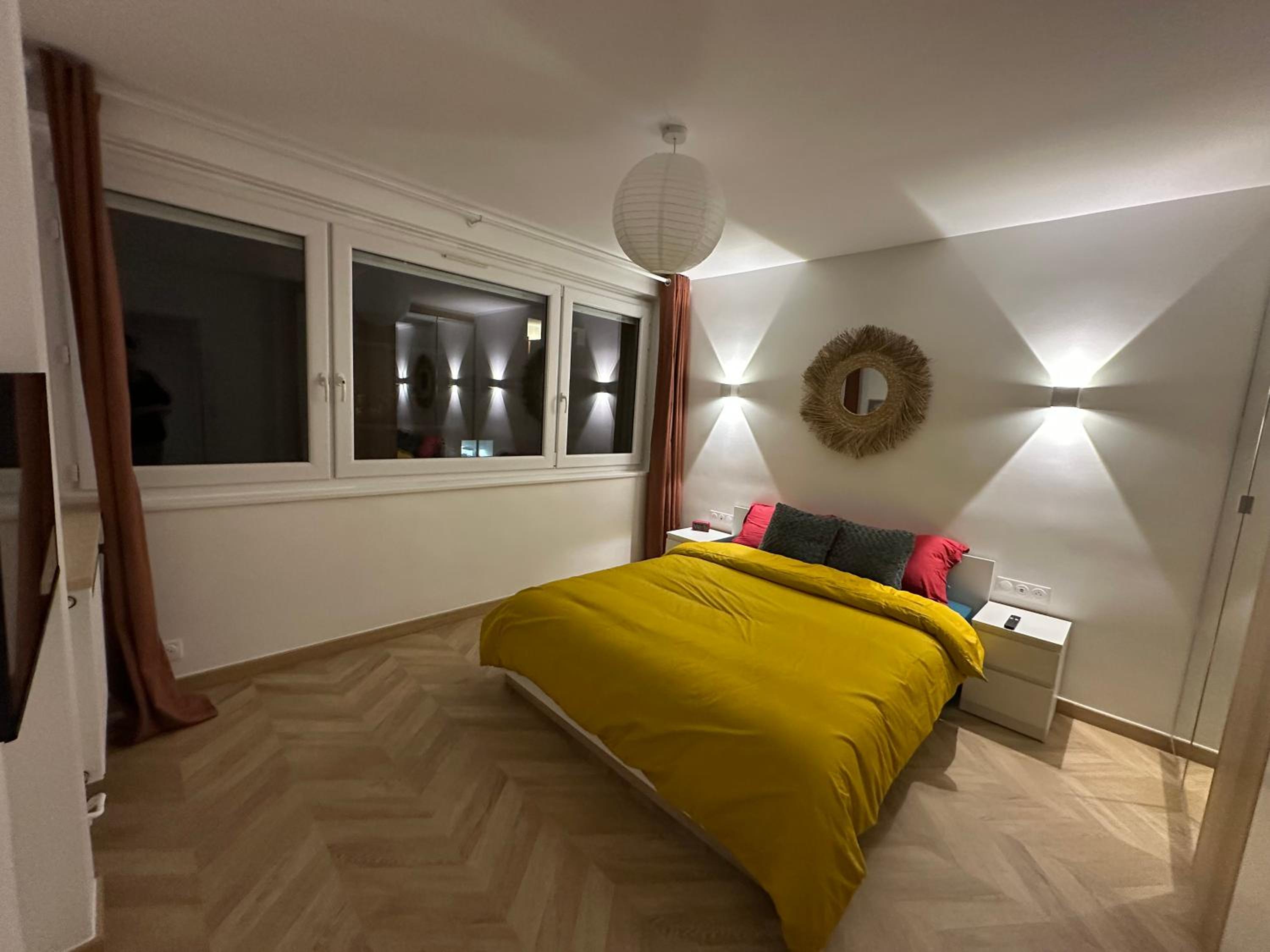 PARIS-MONTROUGE Magnifique appartement 3 pièces de 78m2 avec PARKING - très cosy pour 1 - 6 personnes refait à NEUF -ENTIRE APARTMENT LUXURIOUS AND WARM -M