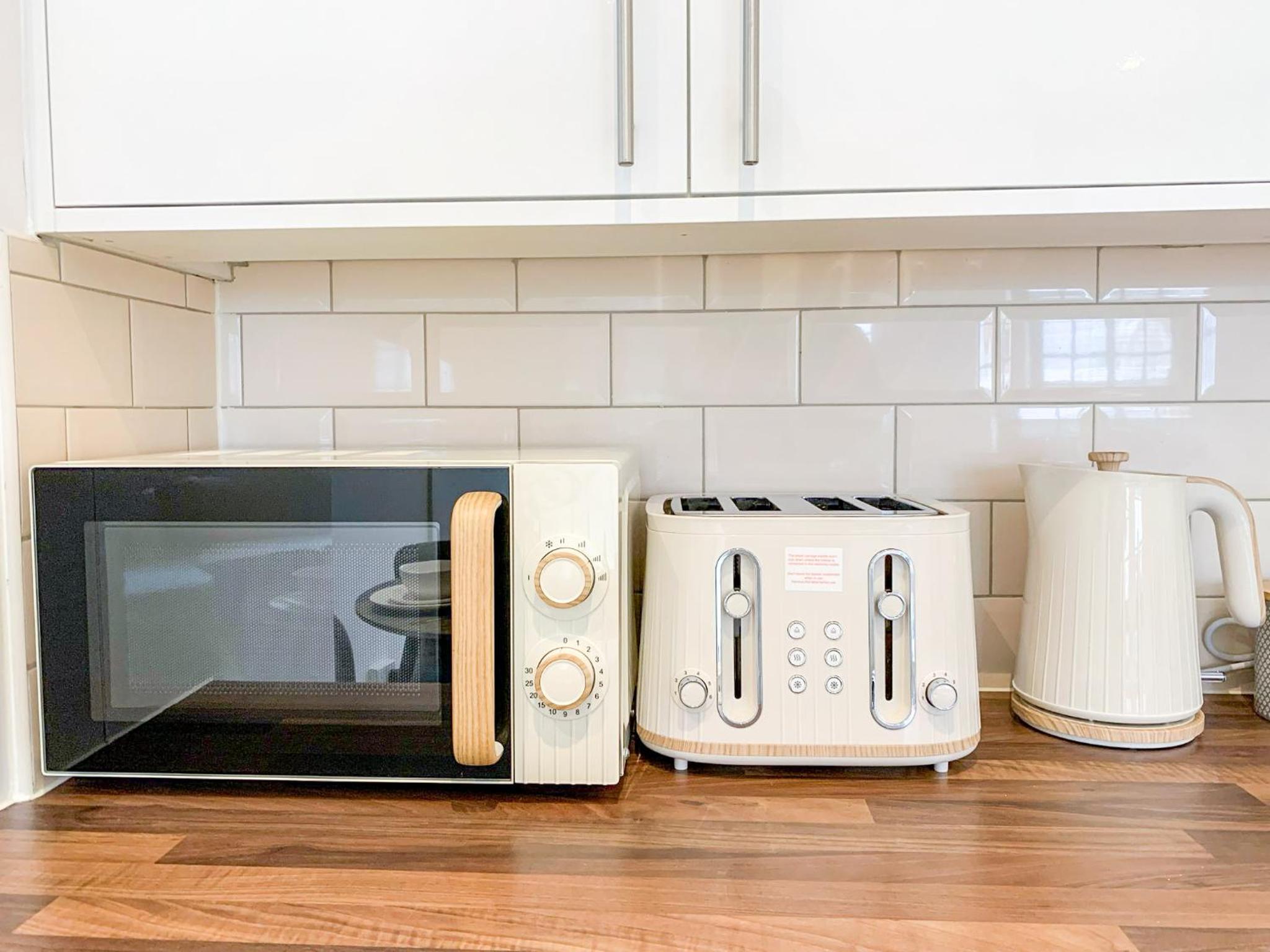 Modern 1-Bedroom Apartments near Shoreditch, Old Street & Hoxton by NourNest Apartments