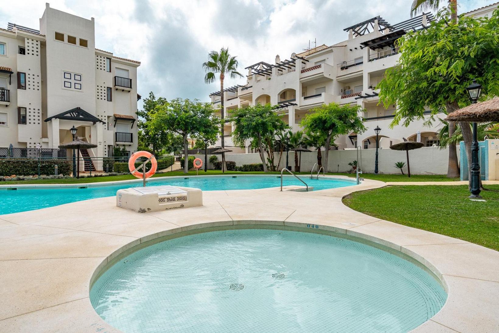40 Comfortable apartment next to Puerto De La Duquesa view 2
