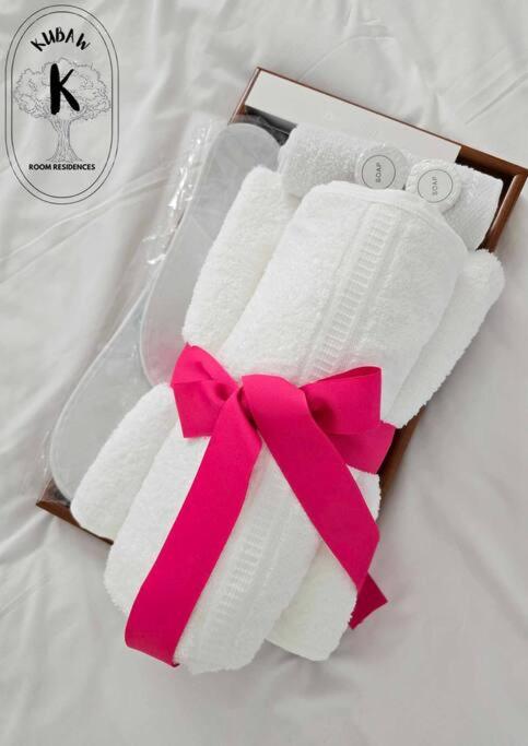 Playful comfort and Serene relaxation in Cubao view 3