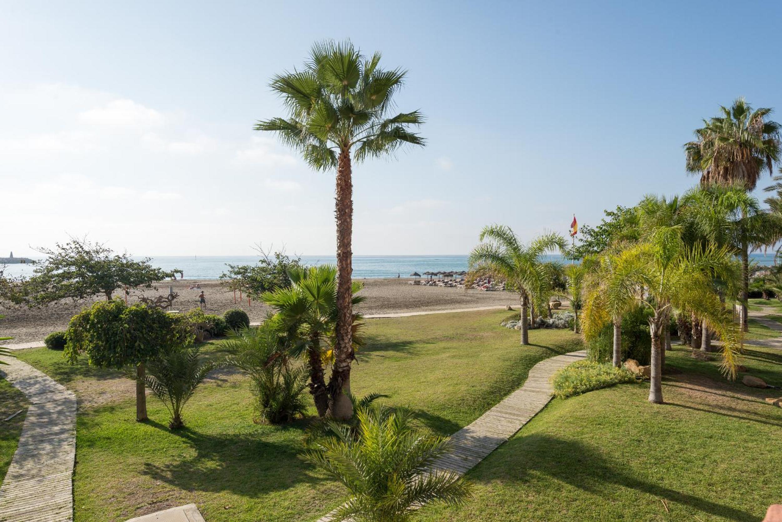 MalagaSuite Benalmadena Sea View