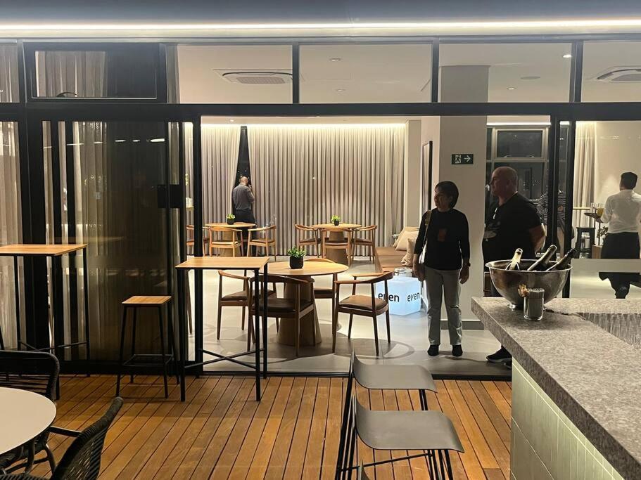 Studio moderno próx Allianz