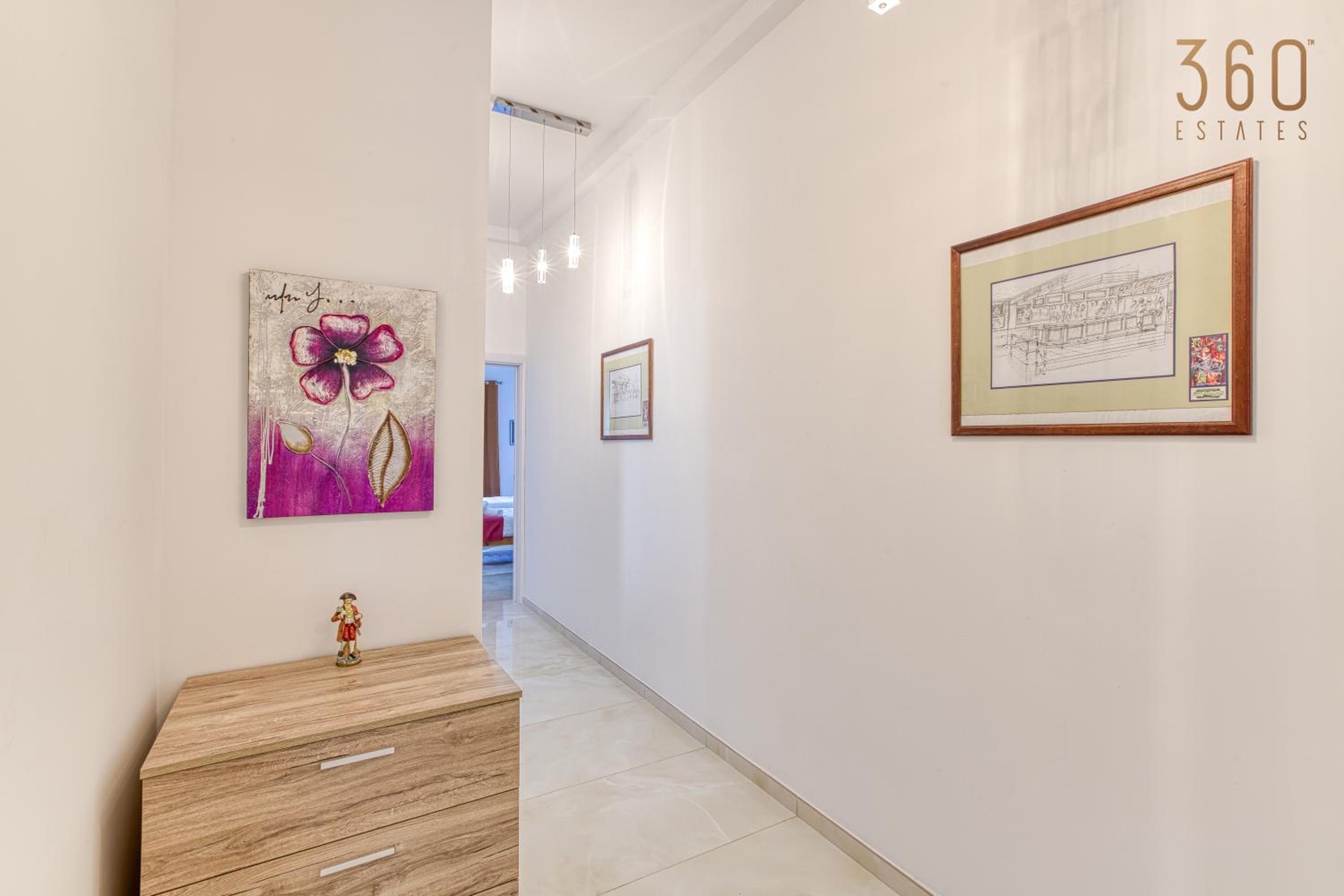 Stylish 3BR home with large terrace in Mosta by 360 Estates photo 3