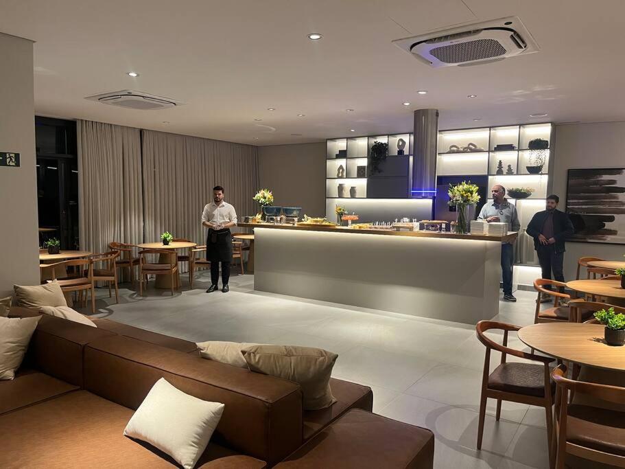 Studio moderno próx Allianz