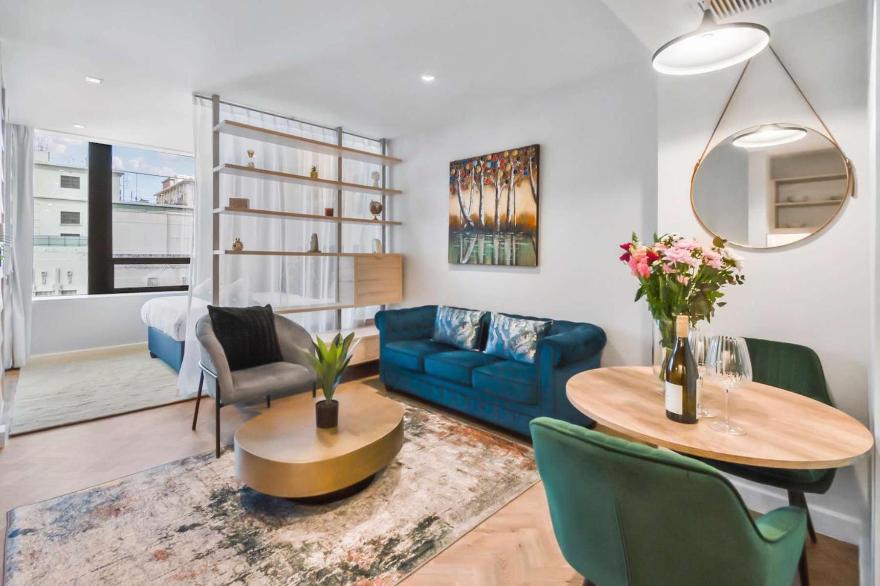 Foreshore Place Studio with Table Mountain Views view 3