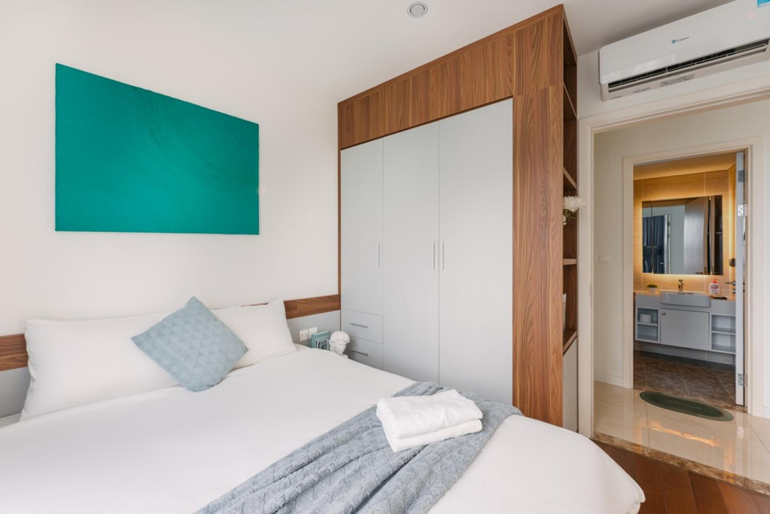 Vinhomes D'Capitale By 119 Tran Duy Hung