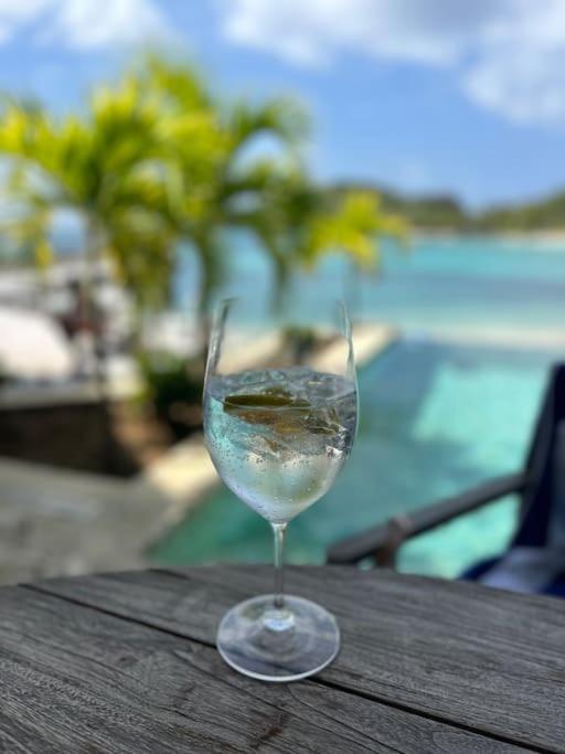 Fortress J Bequia view 2
