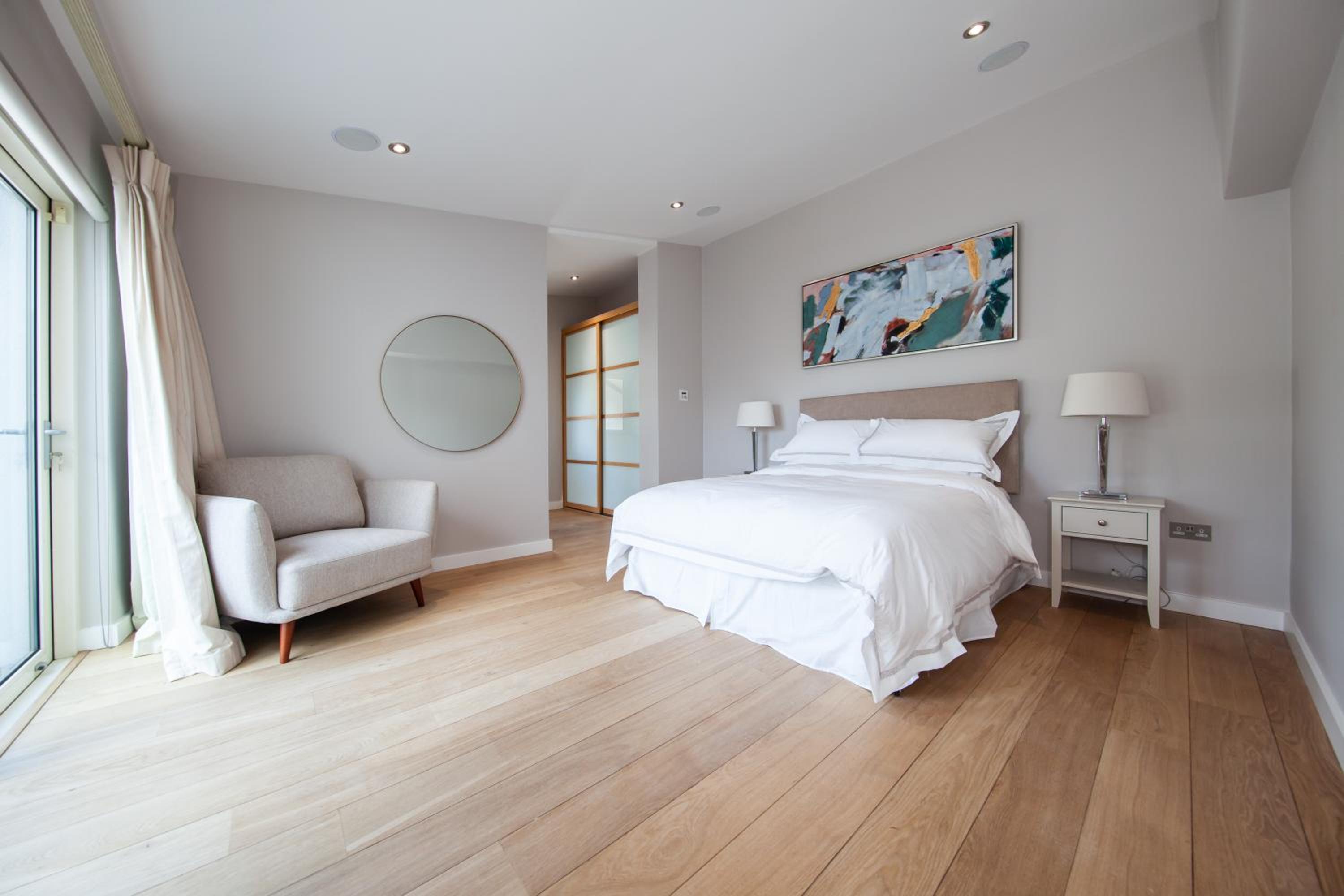 Aviva Stadium- Sleeps6- KingBeds- OffStreetParking