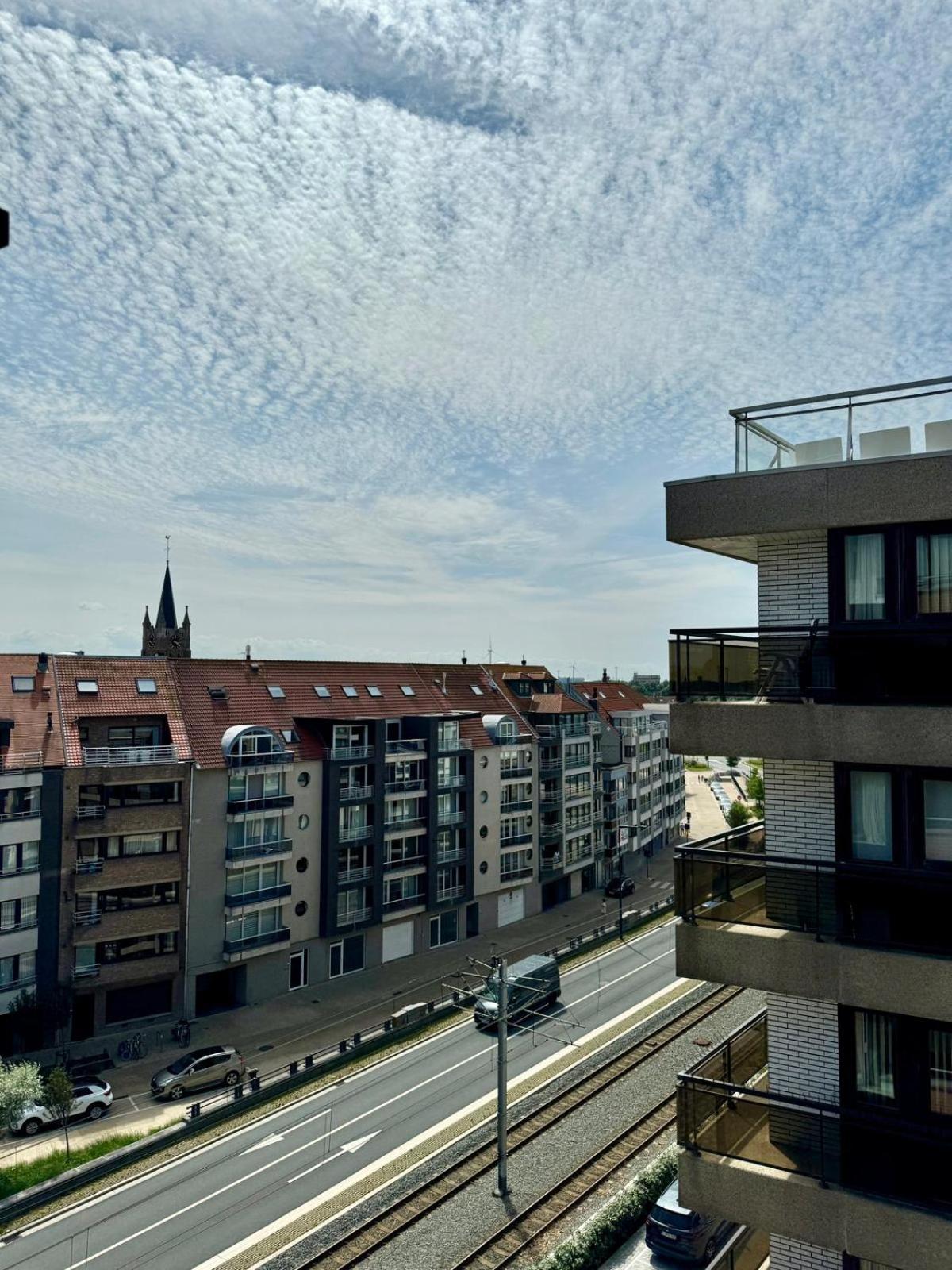 Ruim appartement met 3 slaapkamers naast het strand