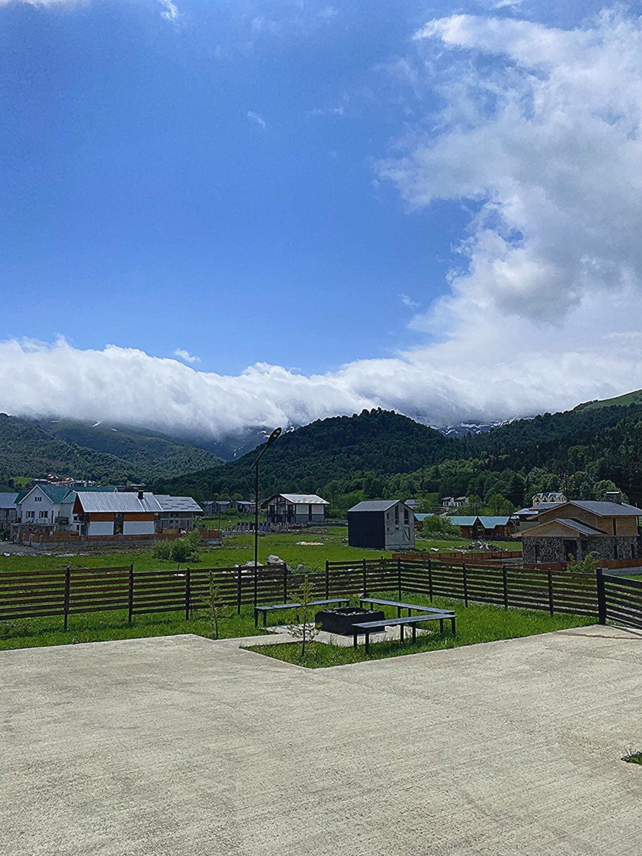 TwinSide Chalet Bakuriani