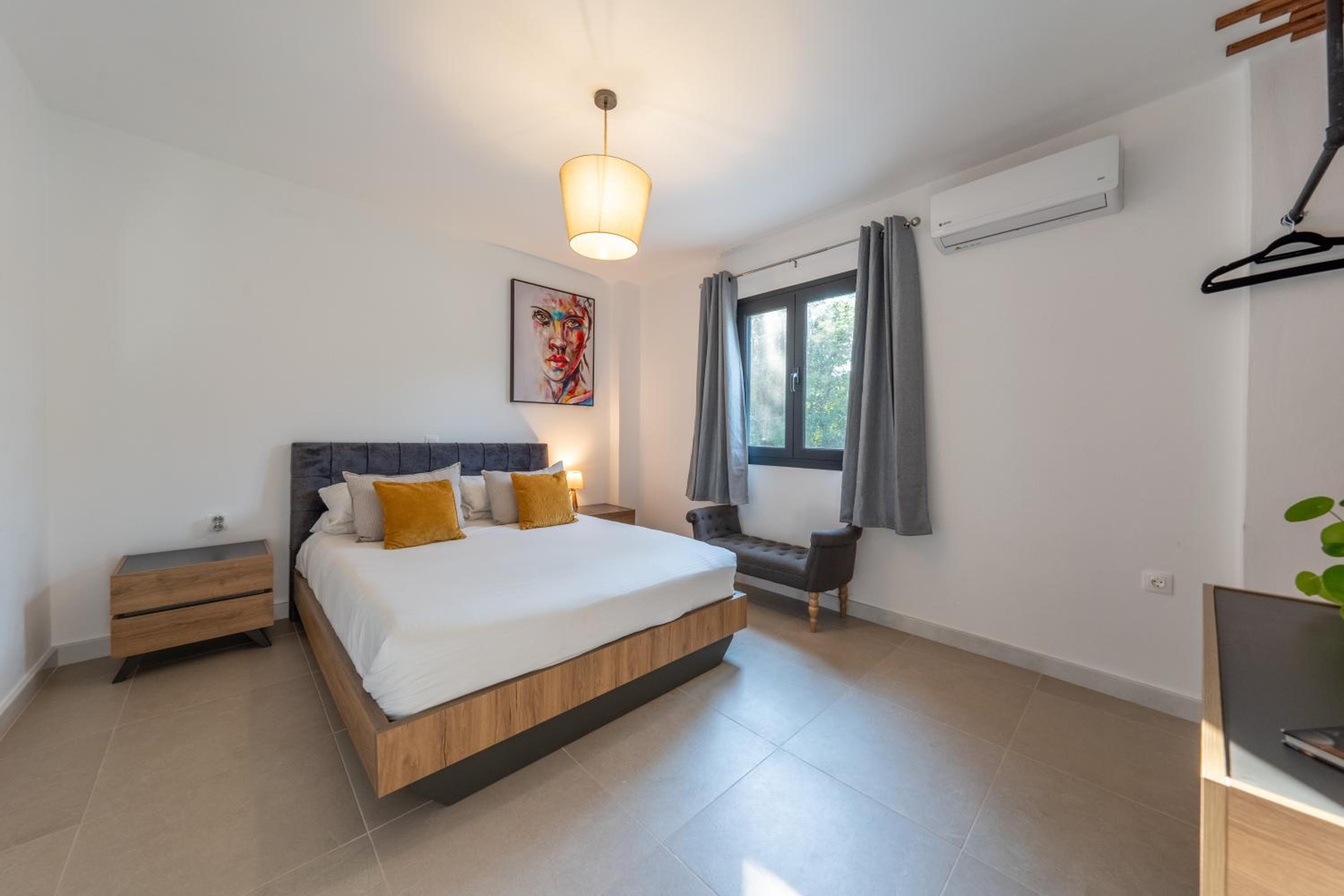 Photo 29