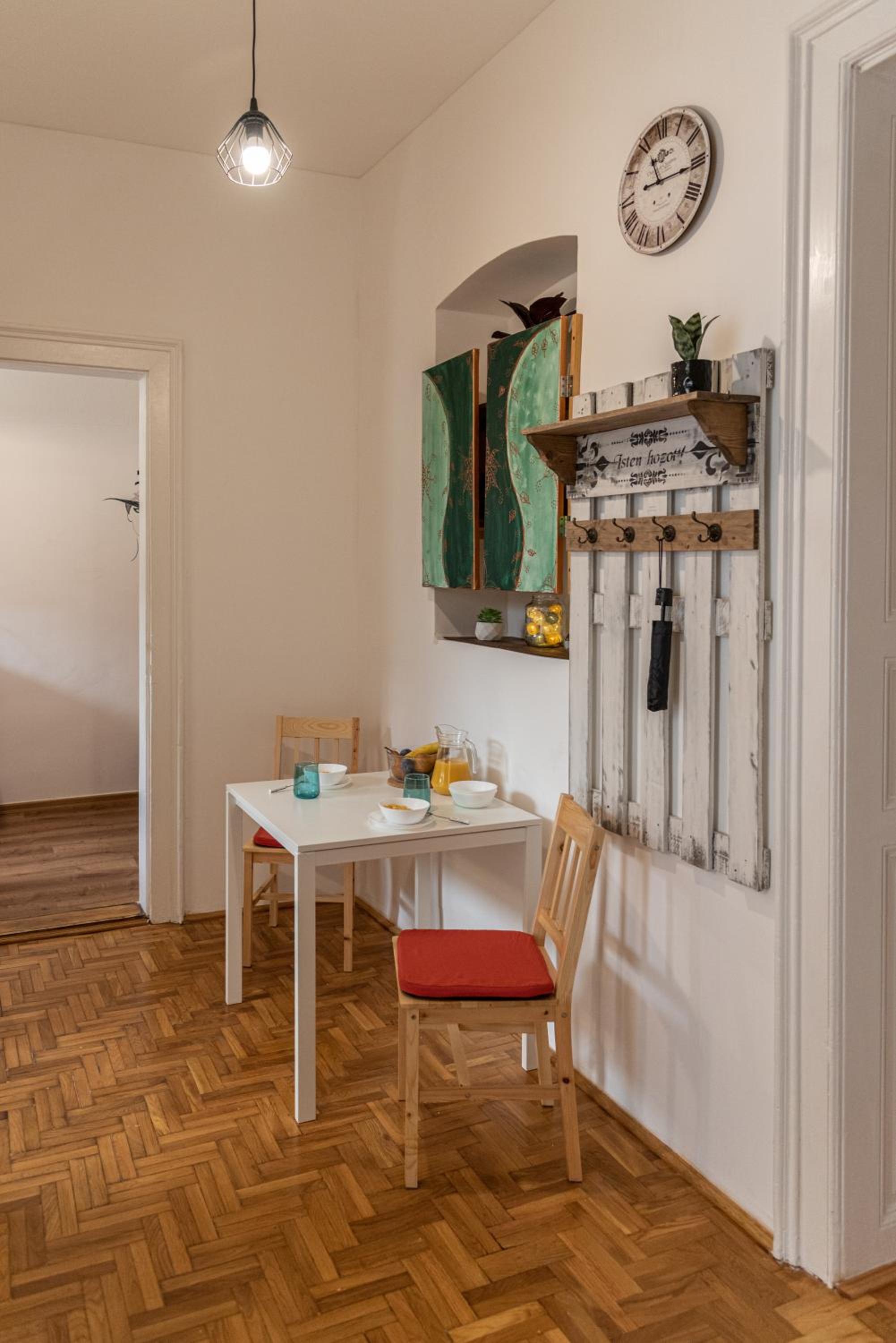 Viol ApARTment