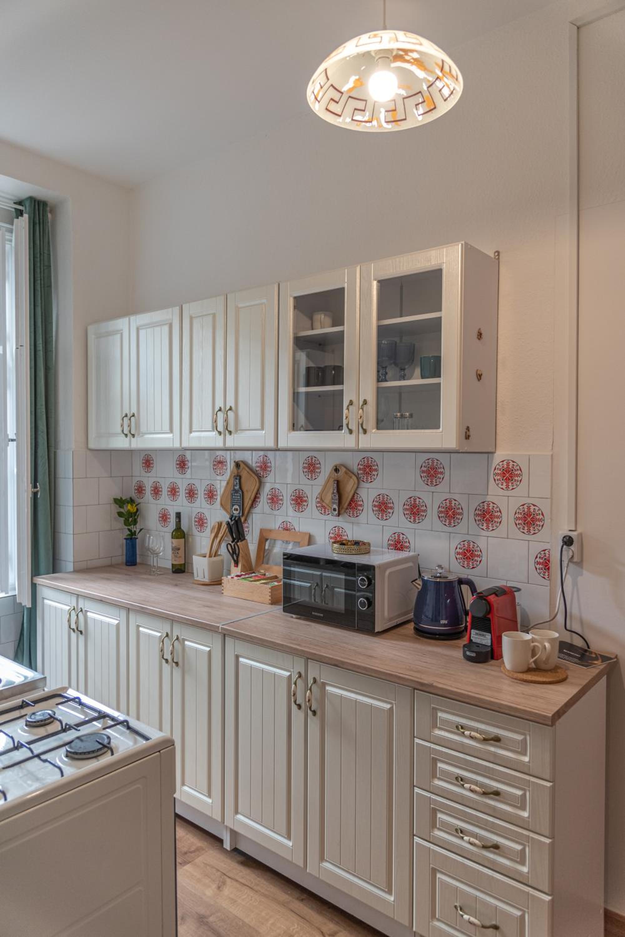 Viol ApARTment