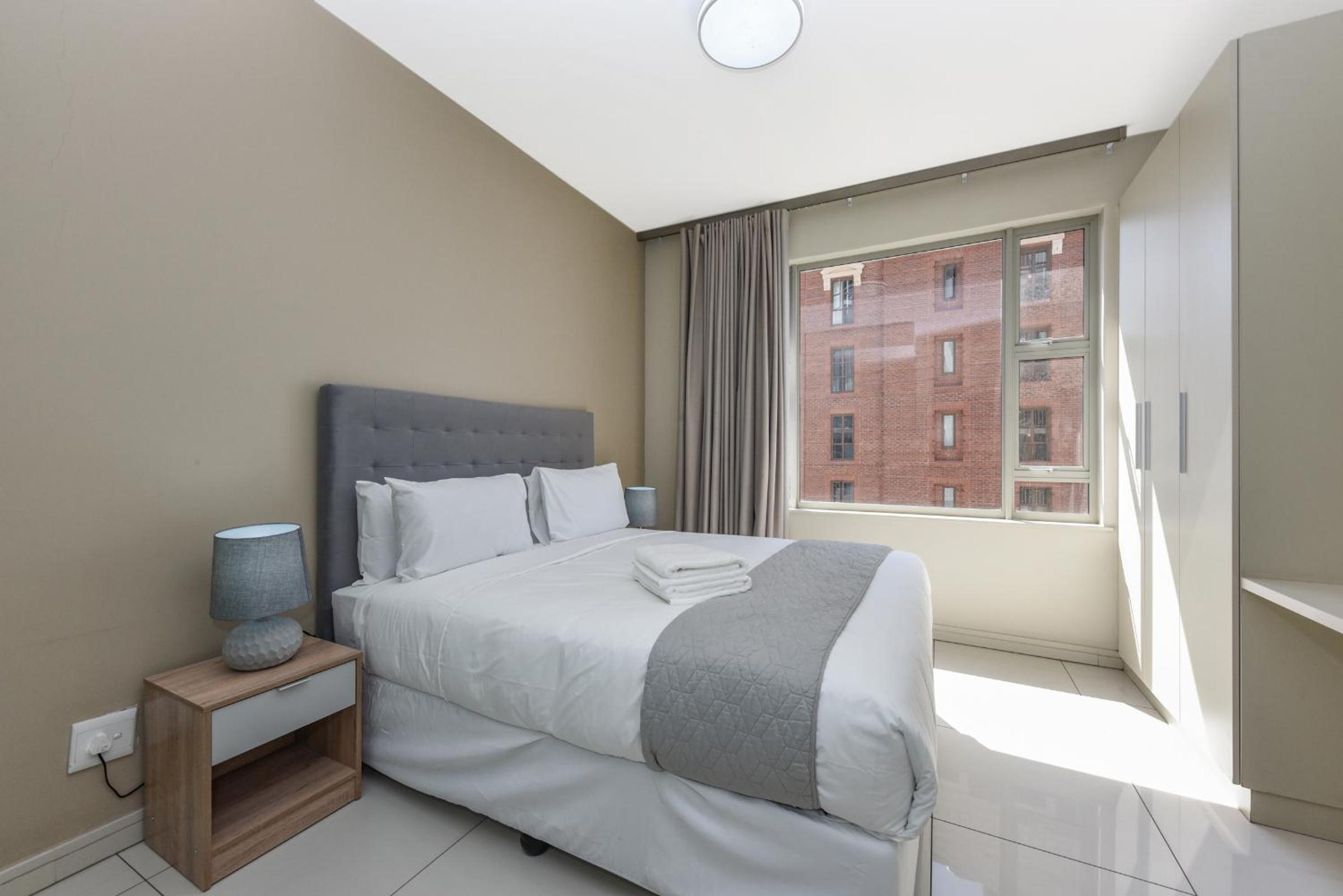Easy Stay - The Tyrwhitt Rosebank