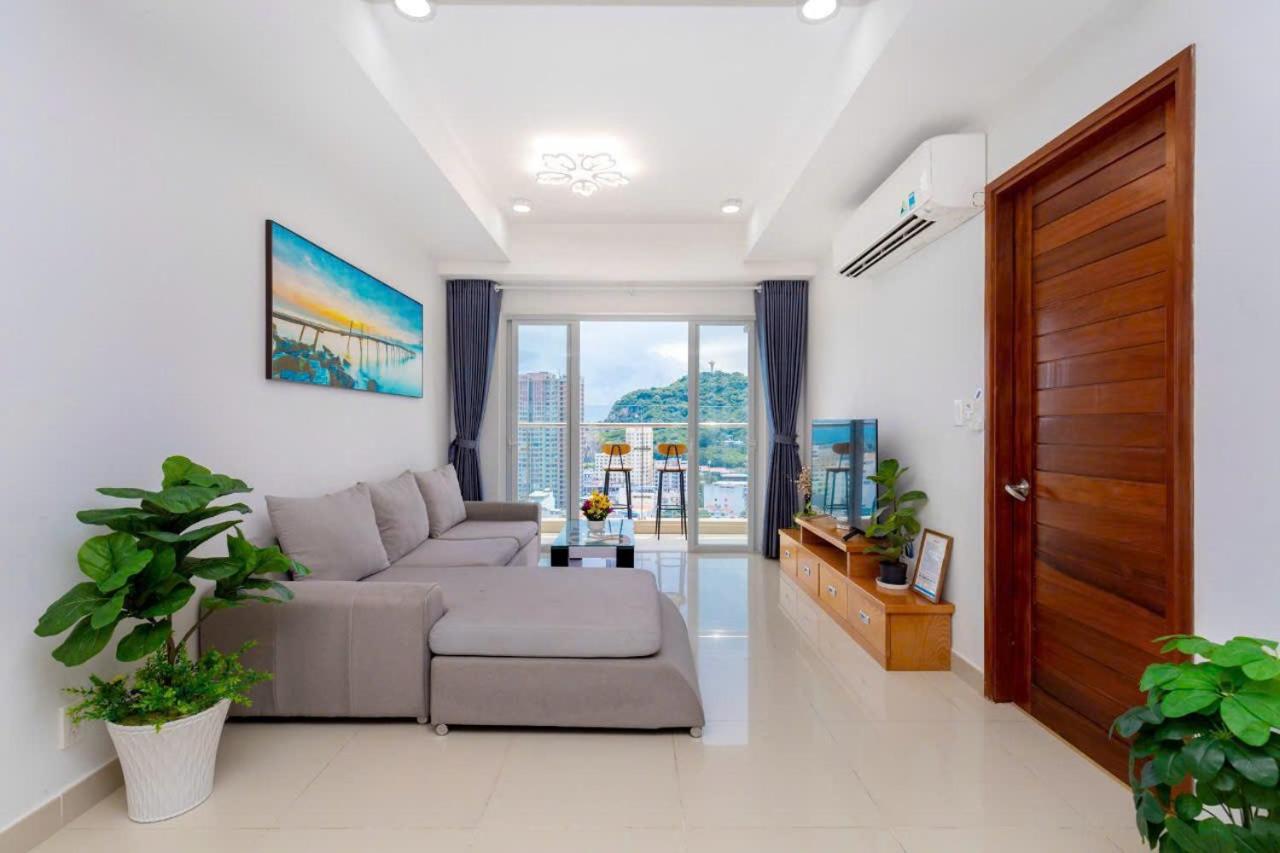 FLC Quy Nhơn Sea Tower - View Biển Beach Emerald